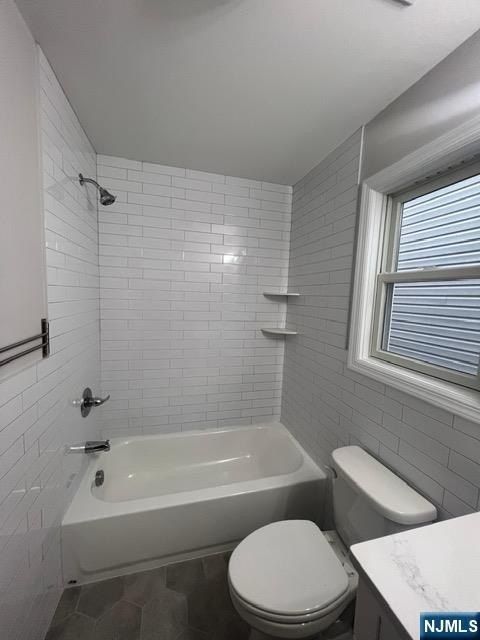 Delaware Street. Elizabeth, NJ 07206