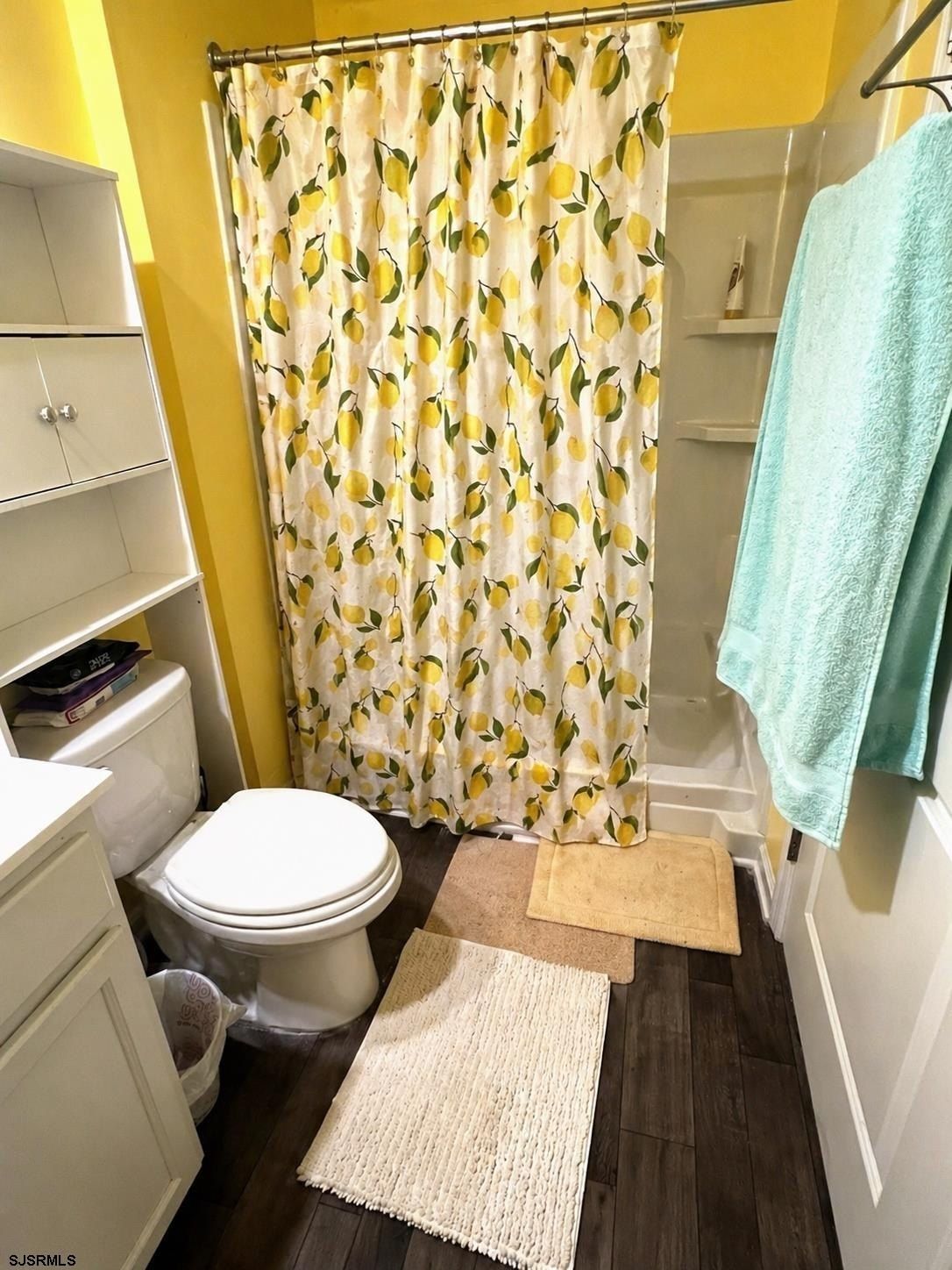 3 Pin Oak Dr. Mays Landing, NJ 08330