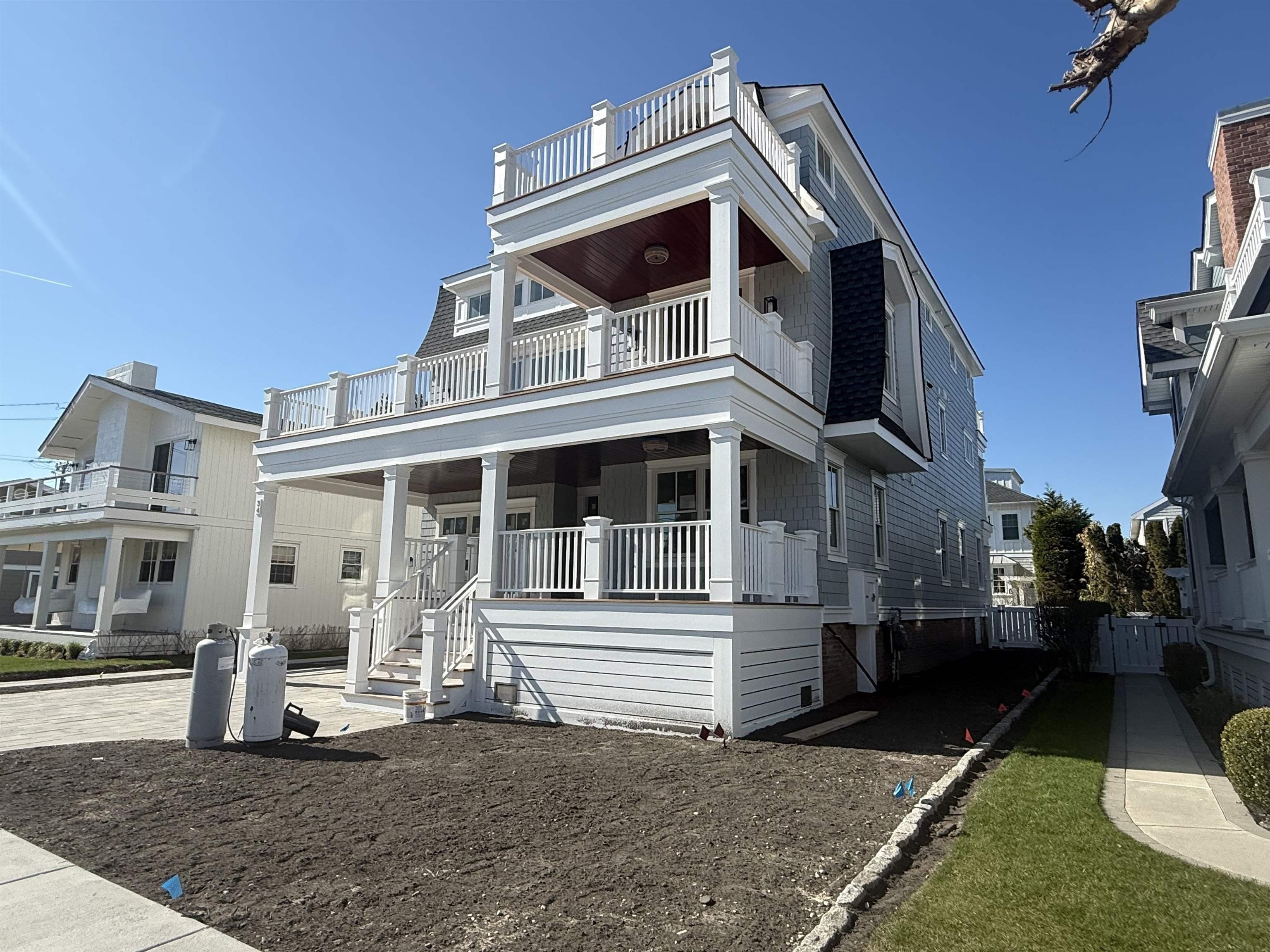 36 W 24Th Street. Avalon, NJ 08202