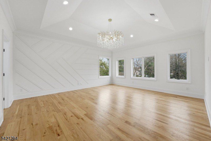 Harding Pl. Livingston, NJ 07039