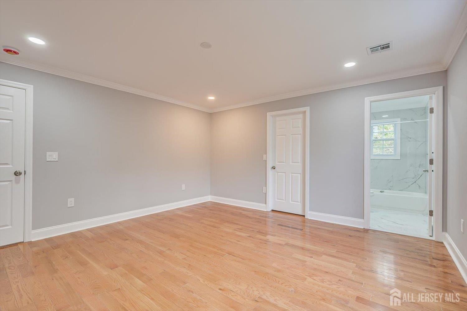 22 Mary Ellen Drive. Edison, NJ 08820