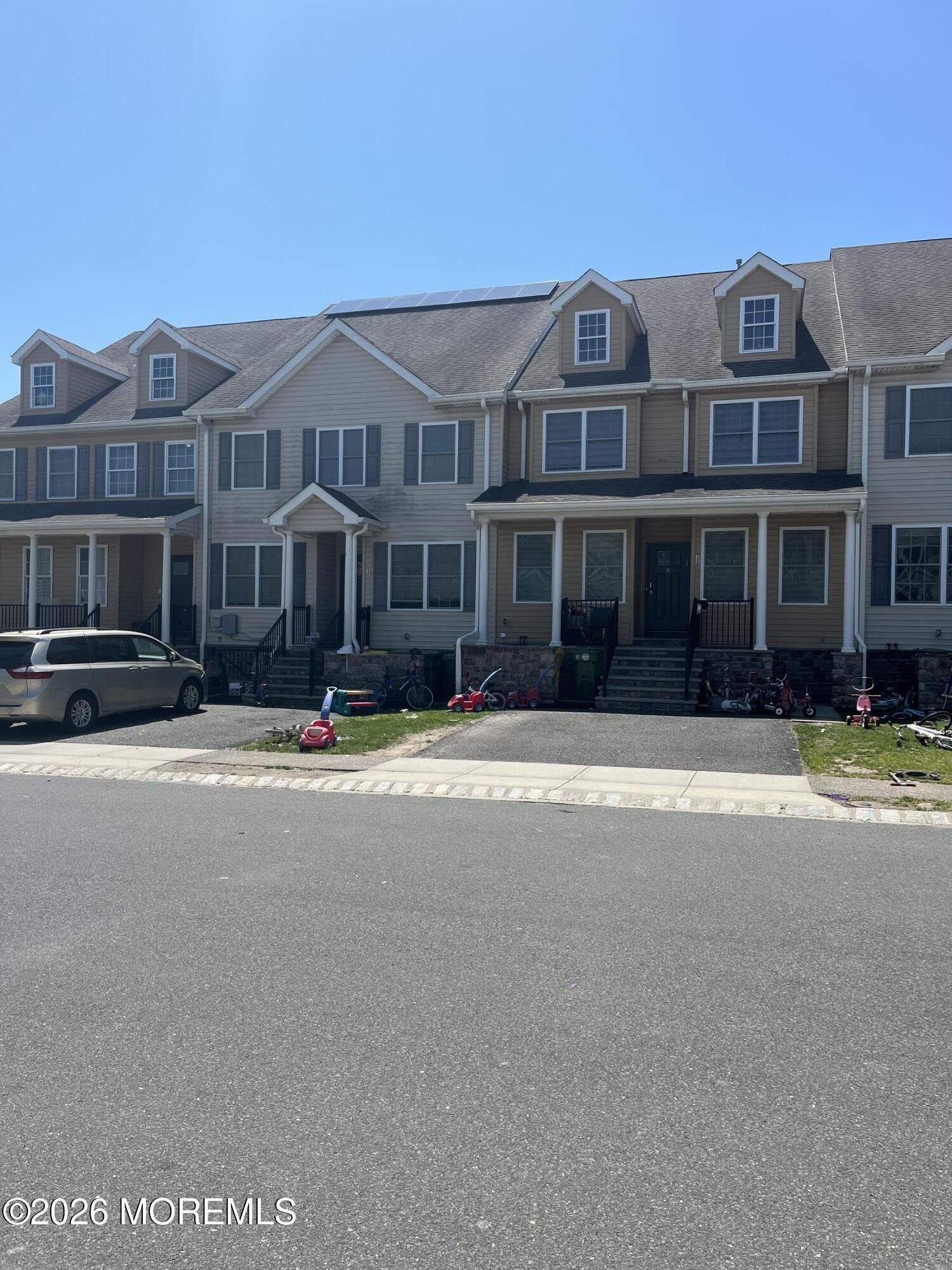 Riesling Avenue. Lakewood, NJ 08701