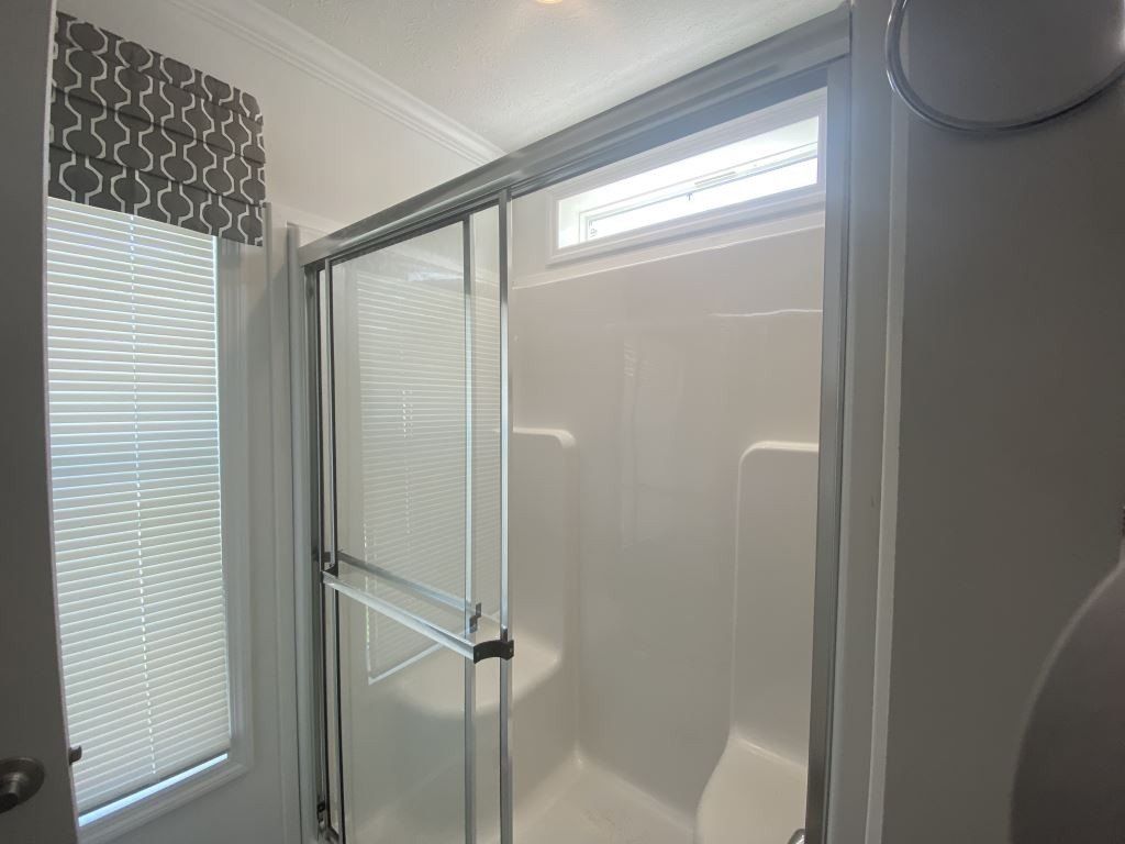 160 Mockingbird Way. Whiting, NJ 08759