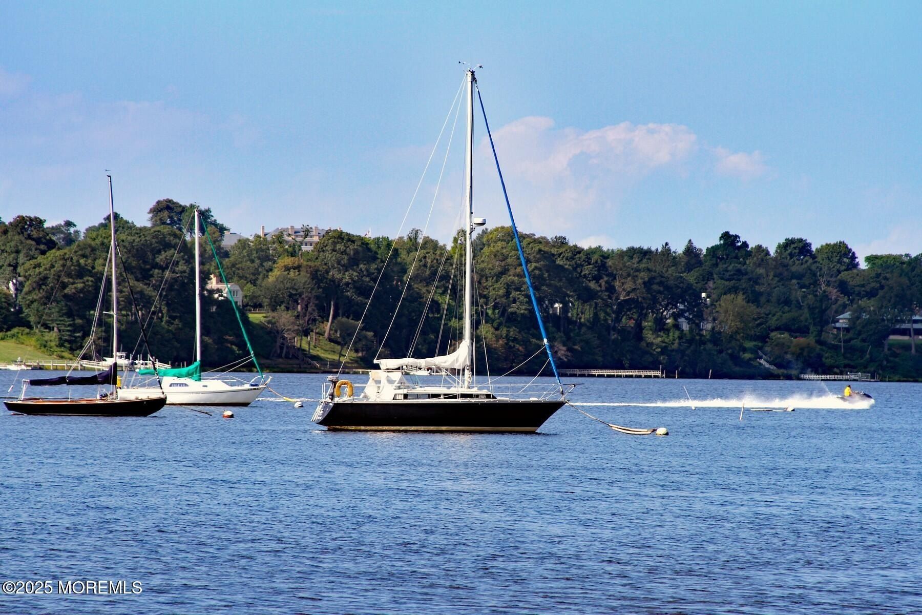 Hance Road. Fair Haven, NJ 07704