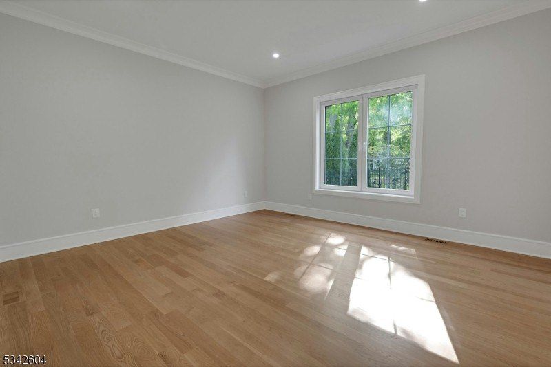 Lincoln Ave. Florham Park, NJ 07932