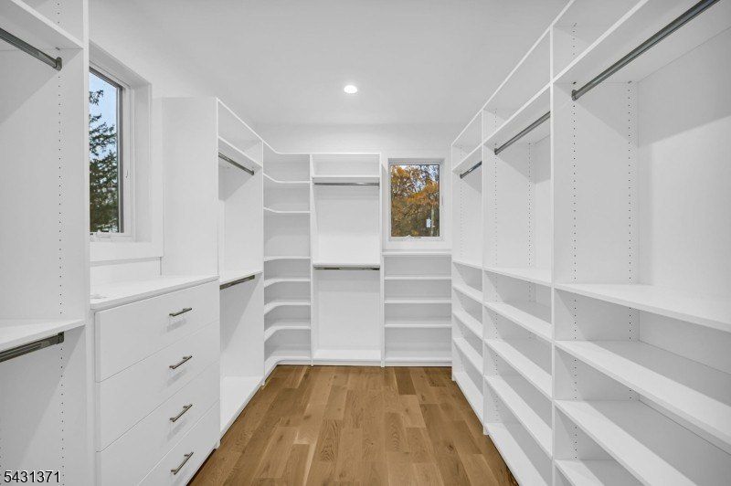 Cambridge Dr. Berkeley Heights, NJ 07922