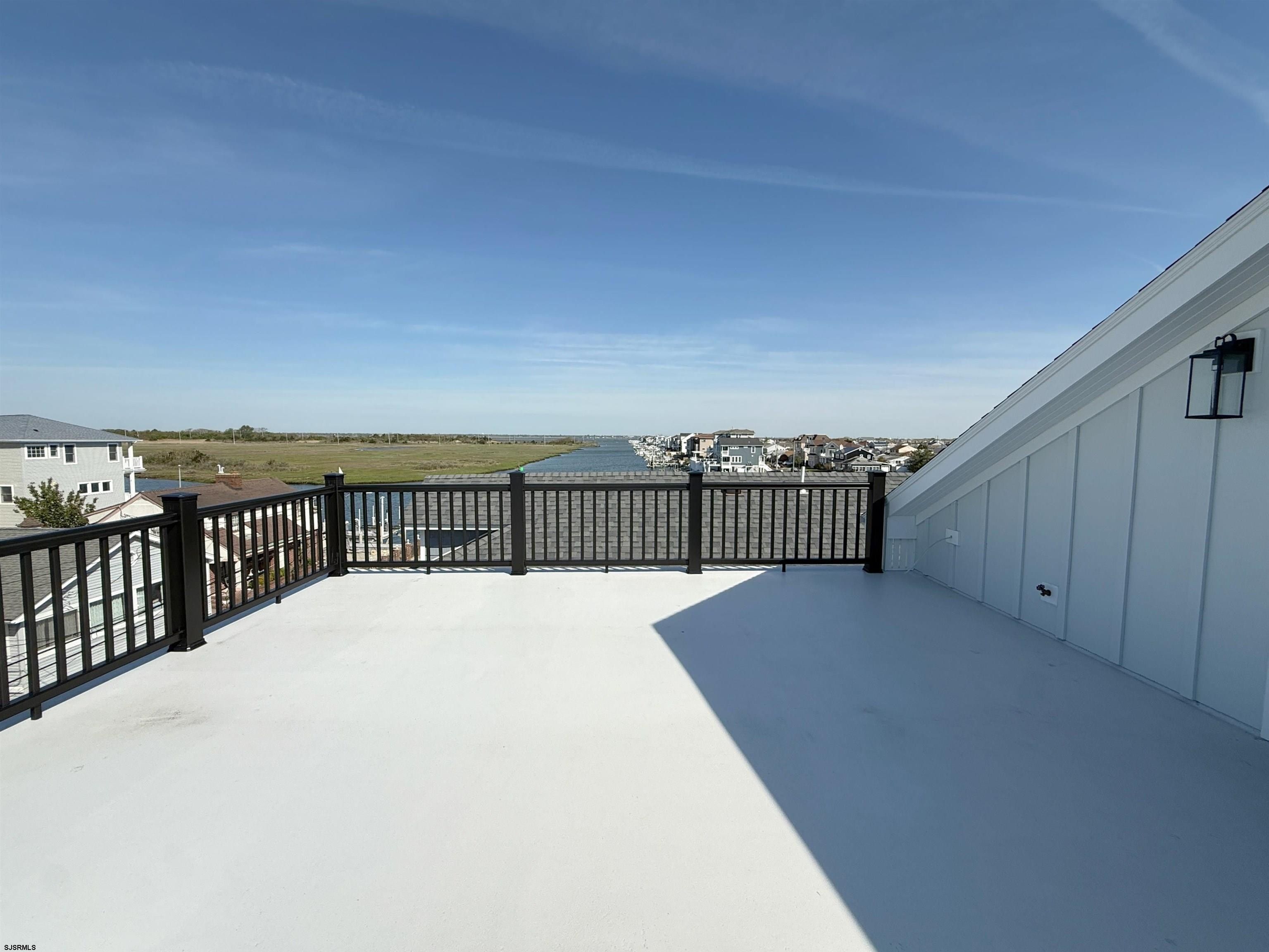 207 N Sacramento Ave. Ventnor, NJ 08406