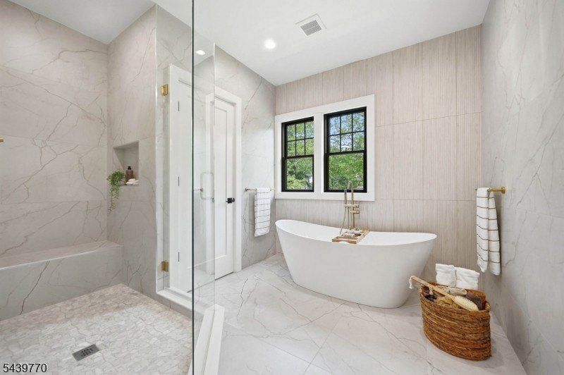 1 Clive Hills Rd. Short Hills, NJ 07078