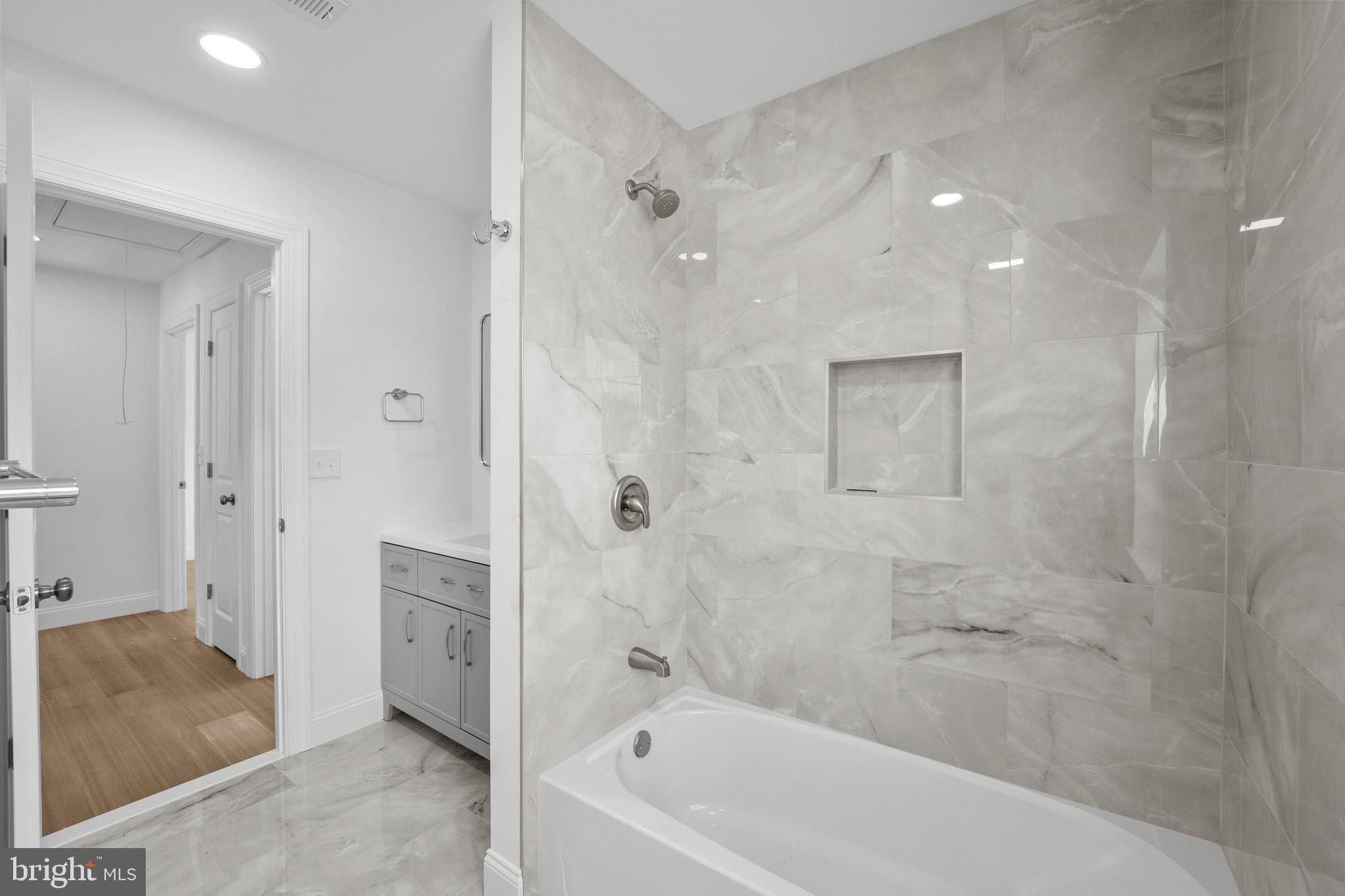 492 Ellis Avenue. Lawnside, NJ 08045