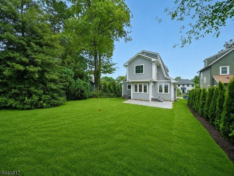 Myrtle Ave. Millburn, NJ 07041