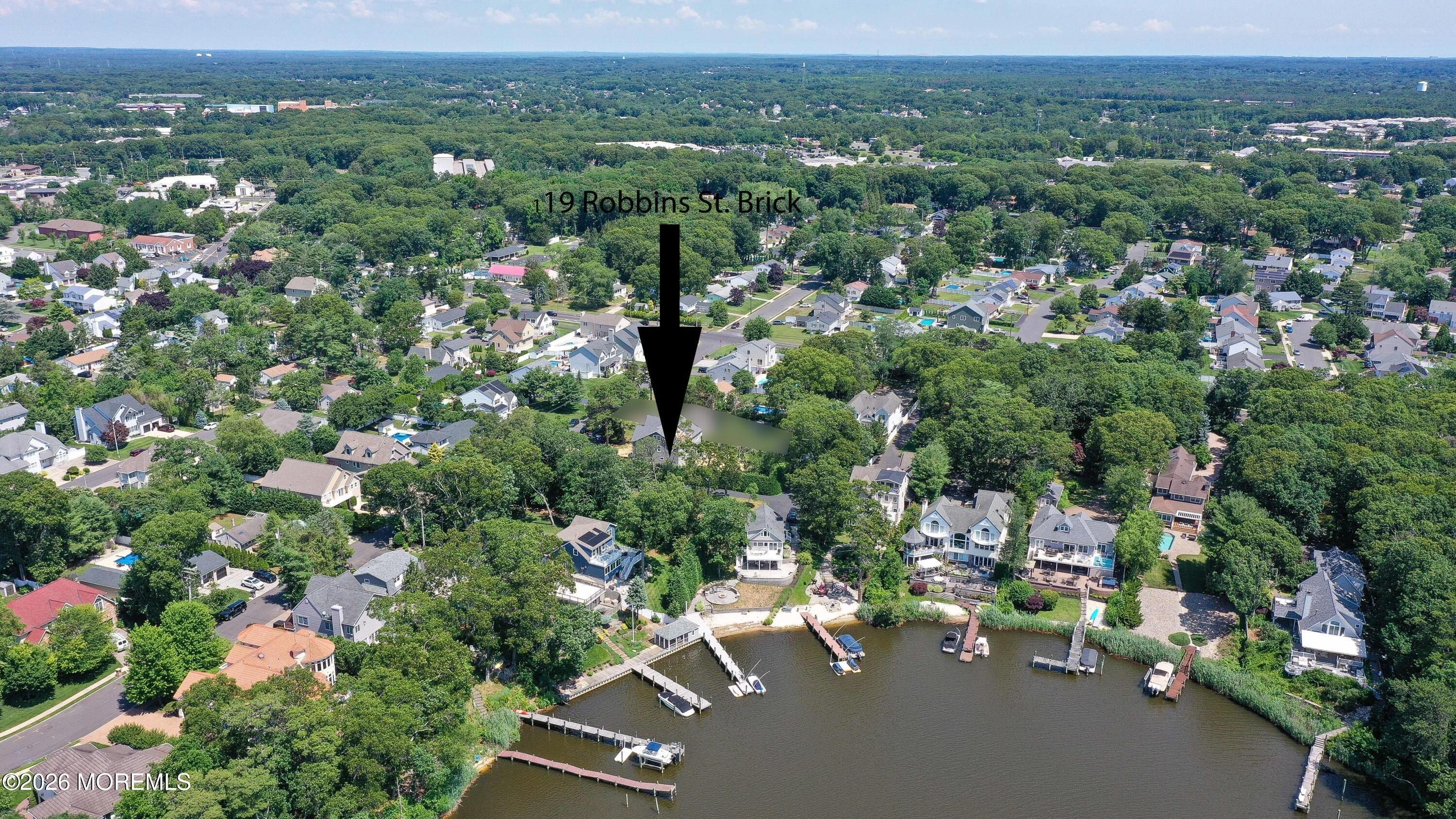 19 Robbins Street. Brick, NJ 08724