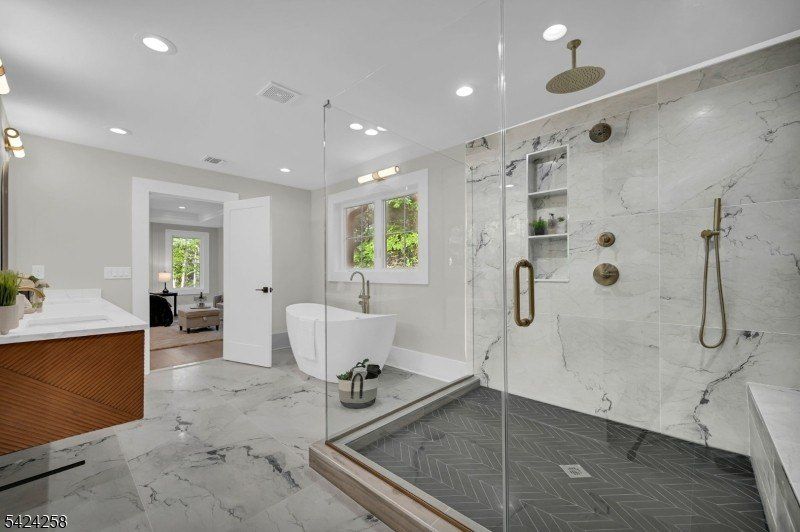 470 White Oak Ridge Rd. Short Hills, NJ 07078