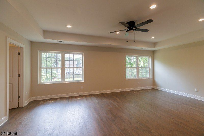 217 W 2Nd Ave. Roselle, NJ 07203