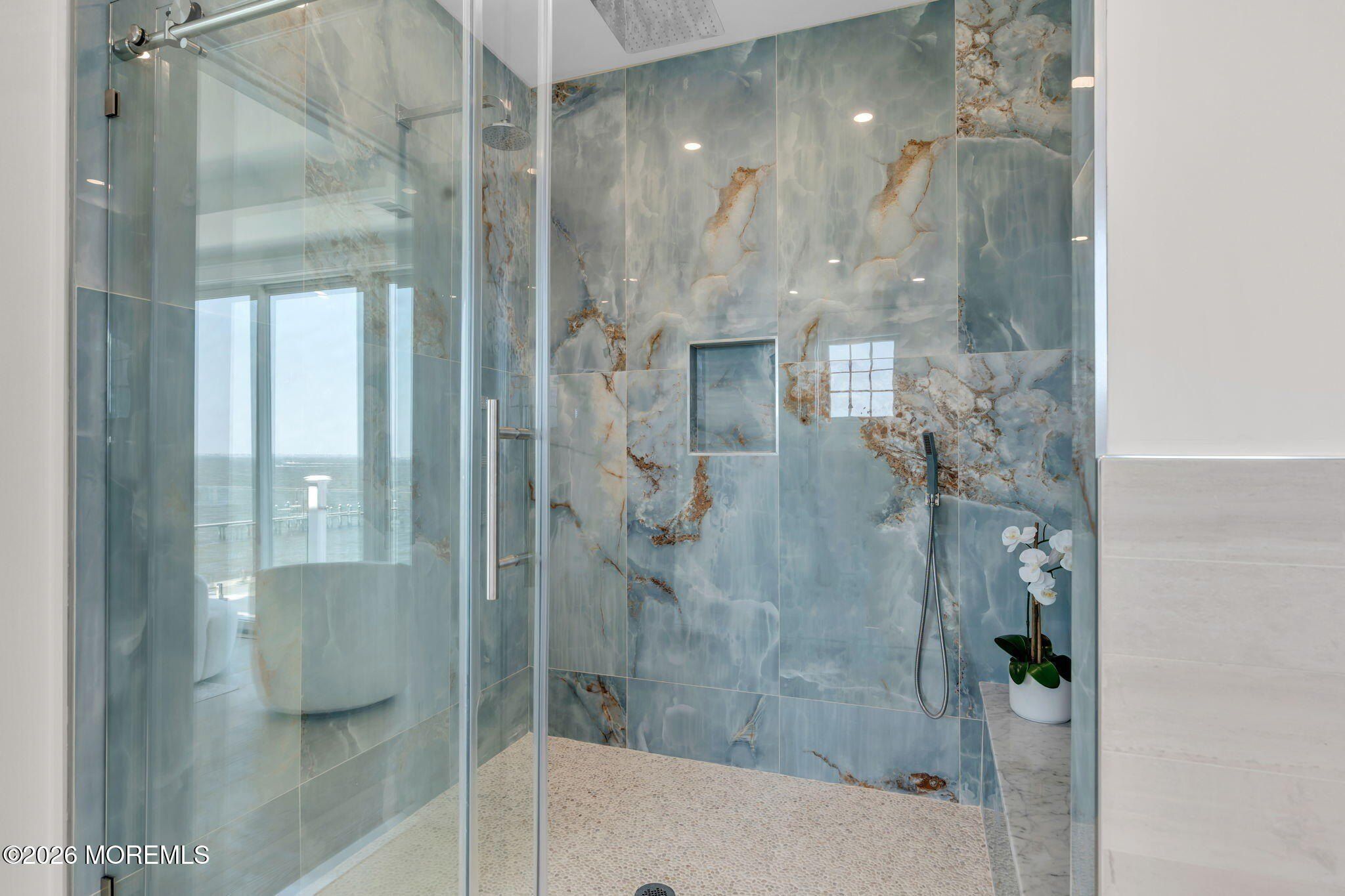 657 Bayview Drive. Toms River, NJ 08753