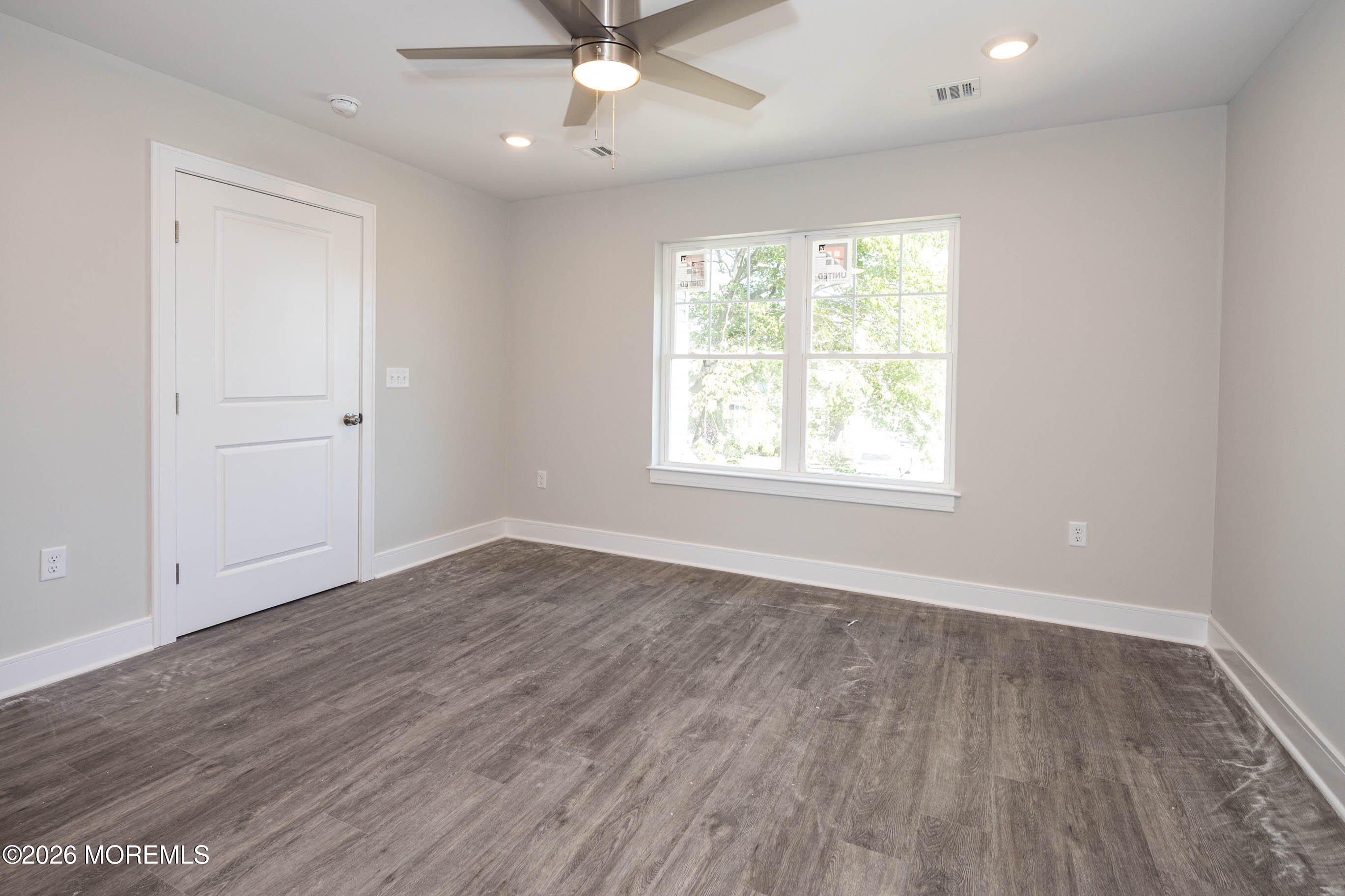 195 Greenwood Drive. Keyport, NJ 07735
