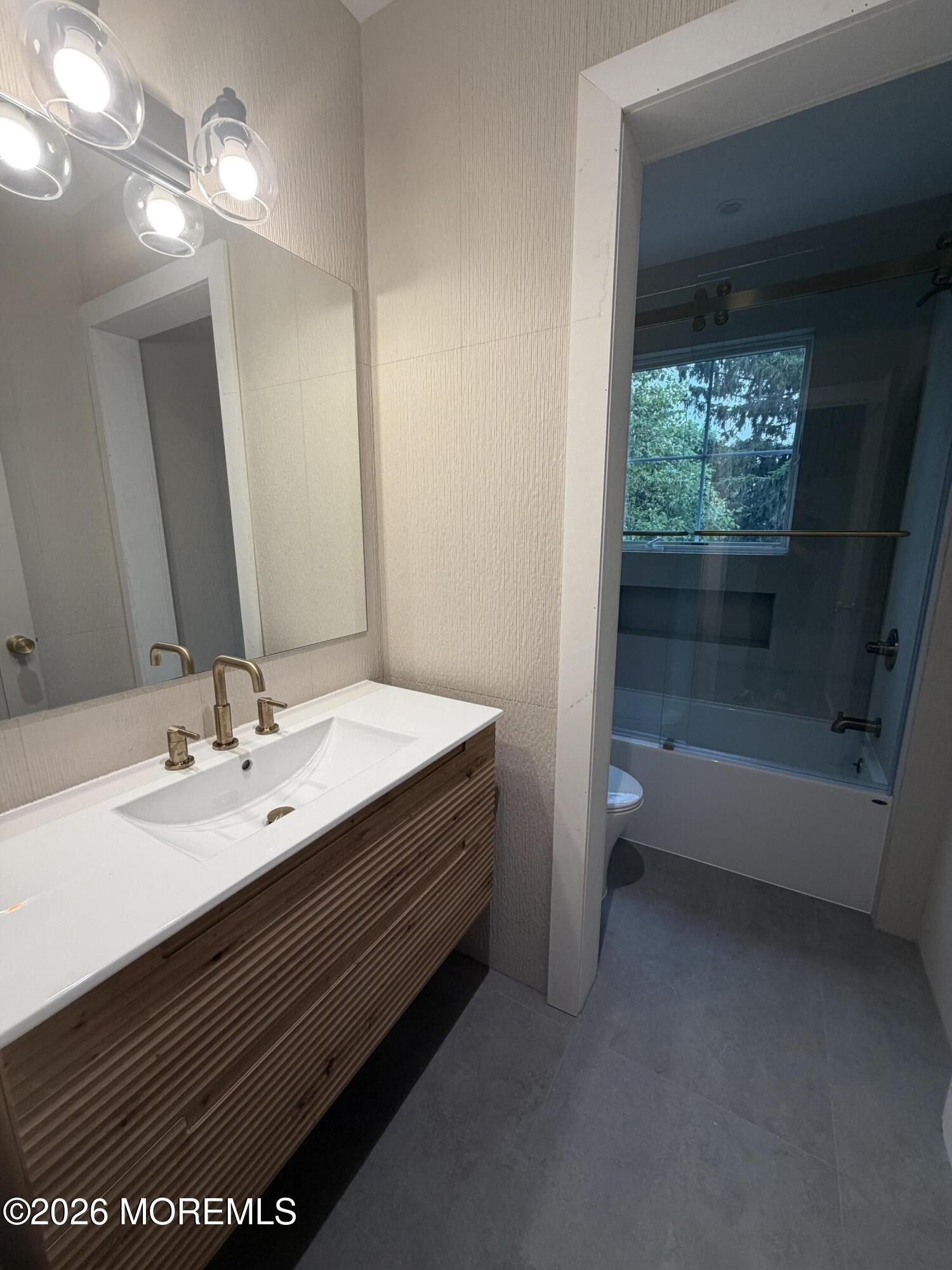 526 Hoey Street. Long Branch, NJ 07740