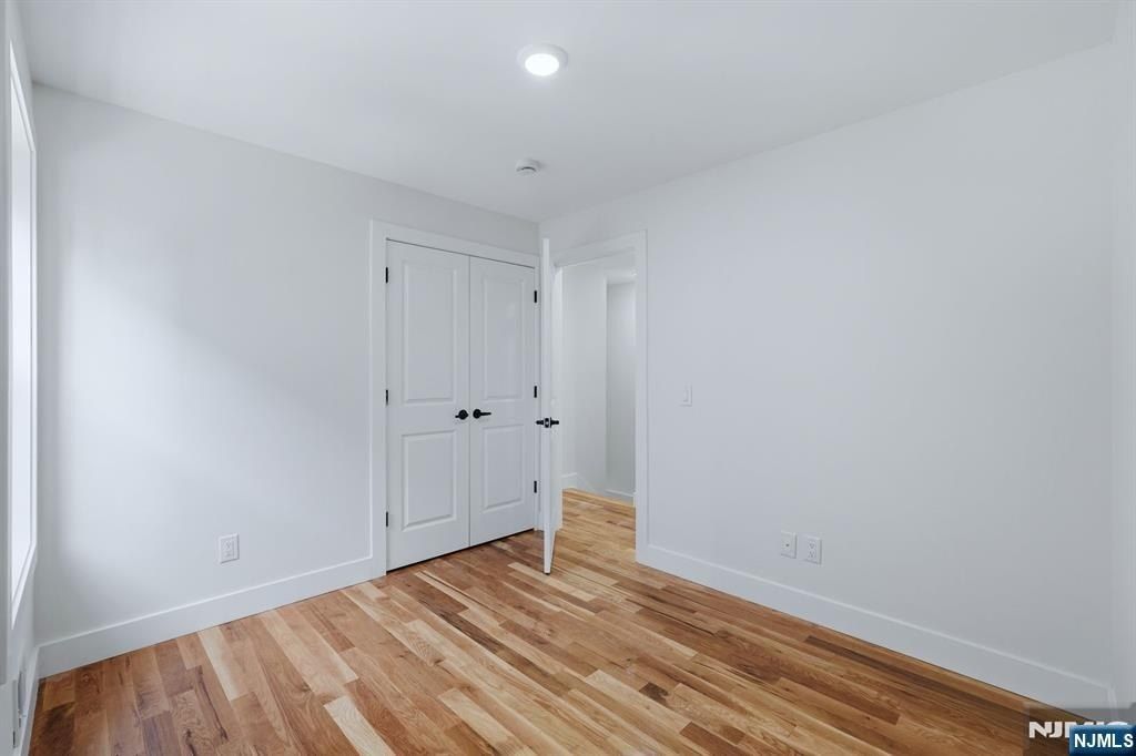 749 11Th Street. Newark, NJ 07103