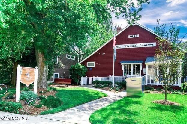 202 Curtis Avenue. Point Pleasant Beach, NJ 08742