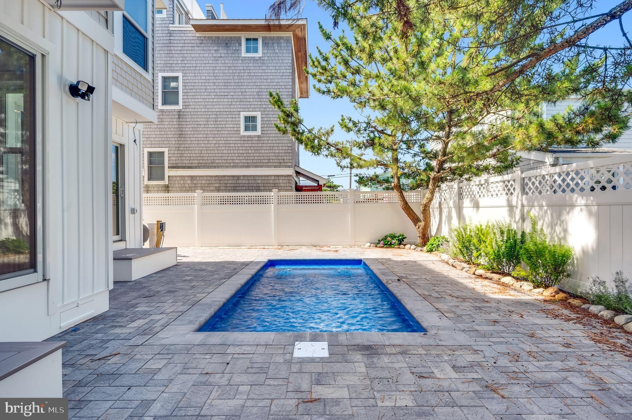 2904 N Atlantic. Long Beach Township, NJ 08008