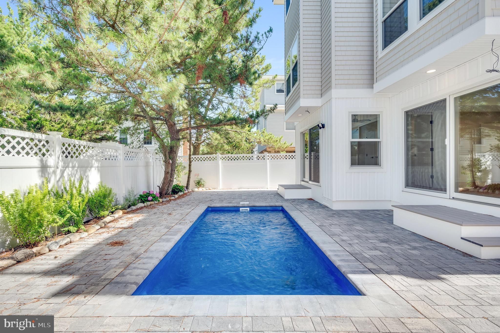 2904 N Atlantic. Long Beach Township, NJ 08008