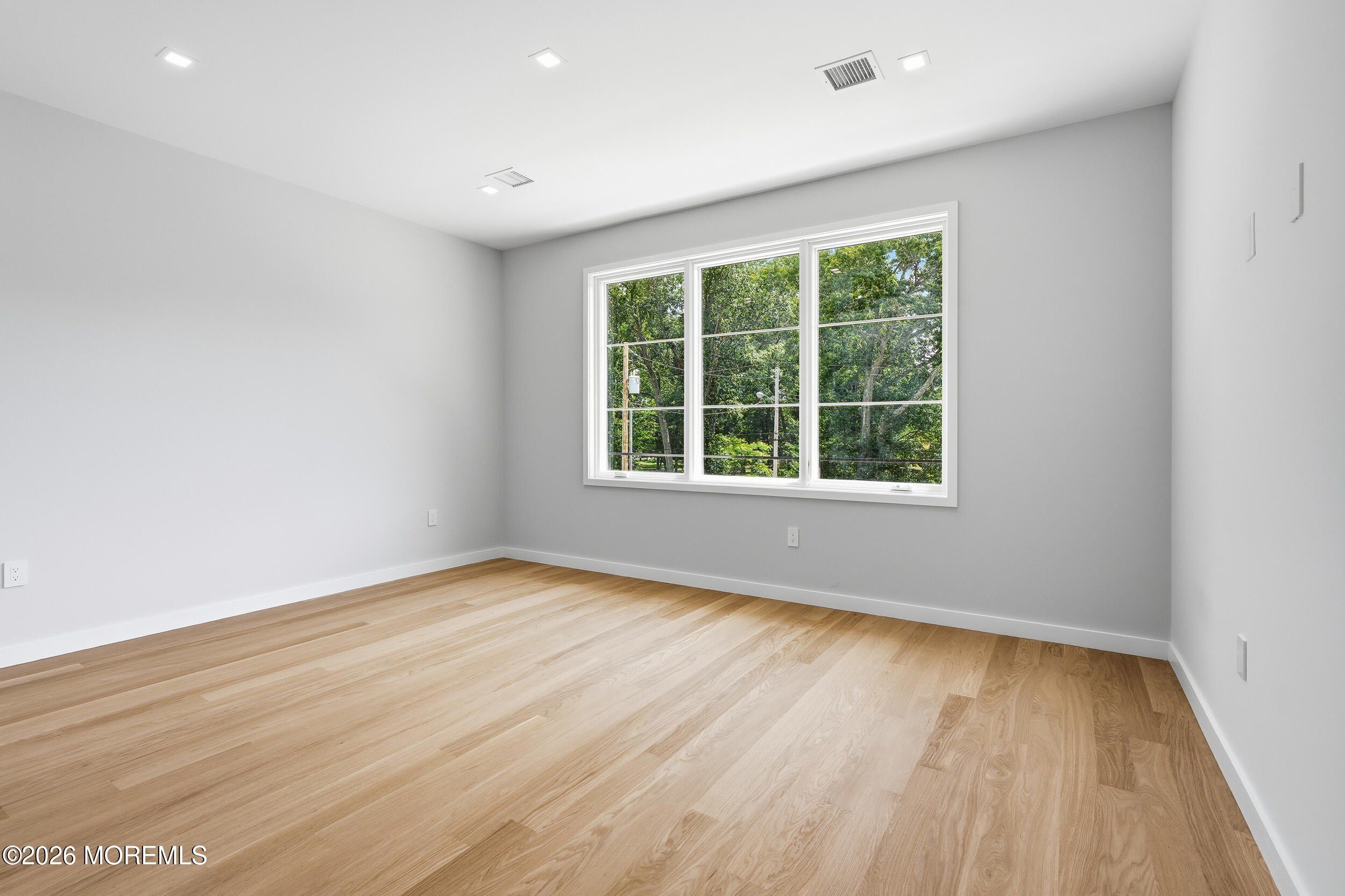 4 Ash Street. Eatontown, NJ 07724
