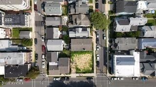 39 Pitman Avenue. Ocean Grove, NJ 07756