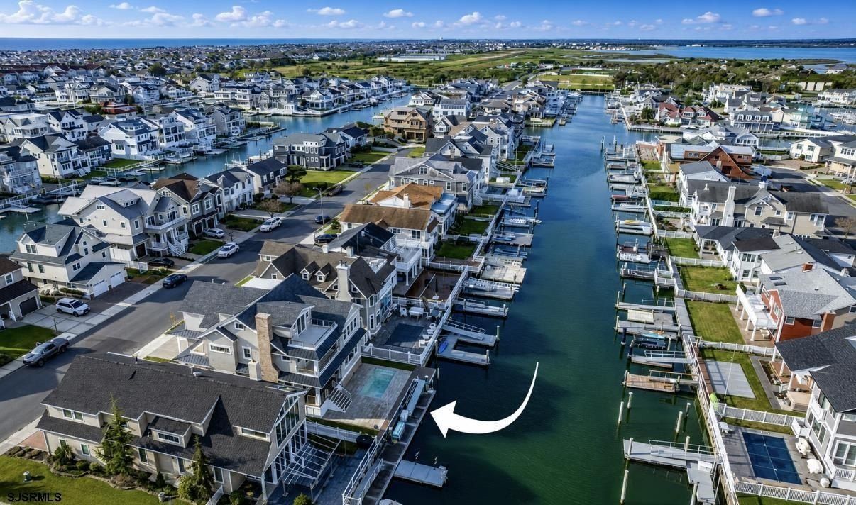4 Grenada Ln. Ocean City, NJ 08226