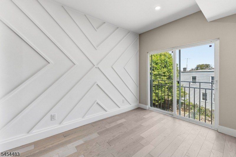 Grove Ter. Irvington, NJ 07111