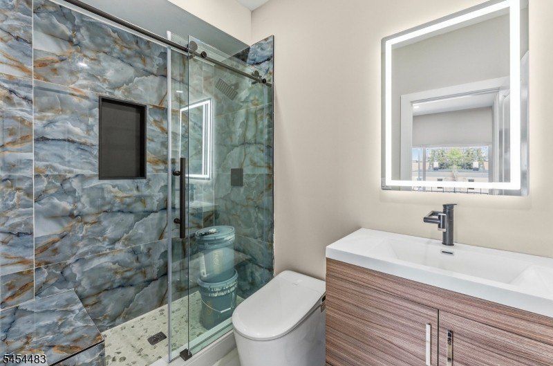 Grove Ter. Irvington, NJ 07111