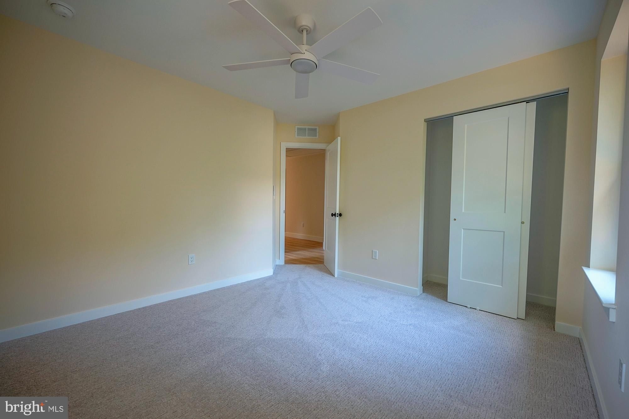 325 Larch Avenue. West Berlin, NJ 08091