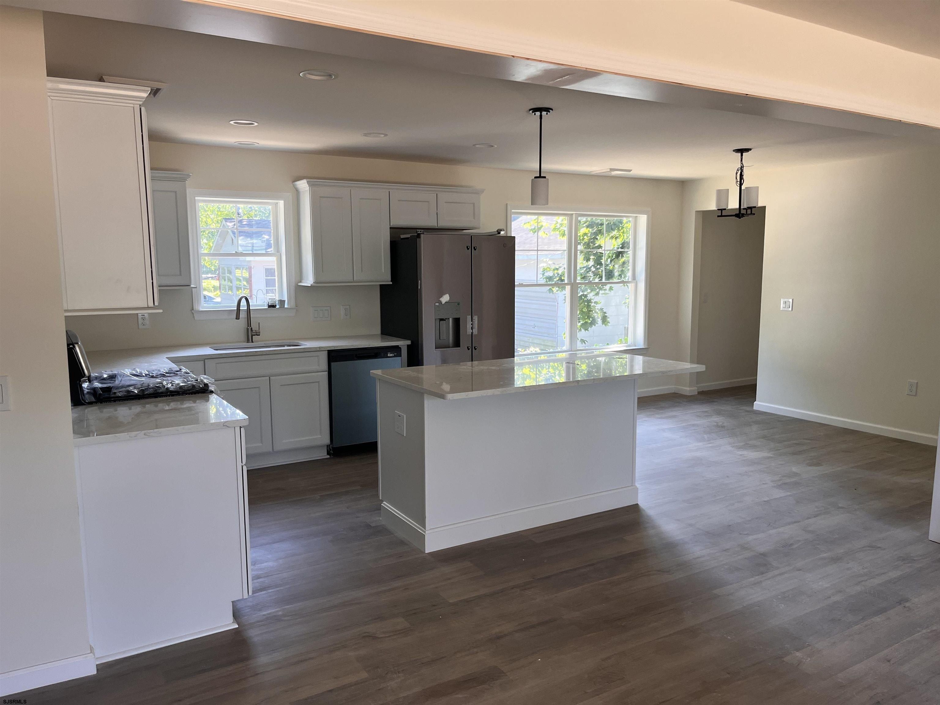 256 Oceanview Woodbine Road. Ocean View, NJ 08230