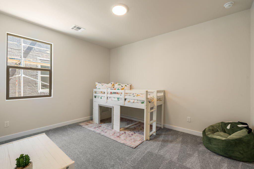 512 Spanish Walk Pl Nw. Albuquerque, NM 87107