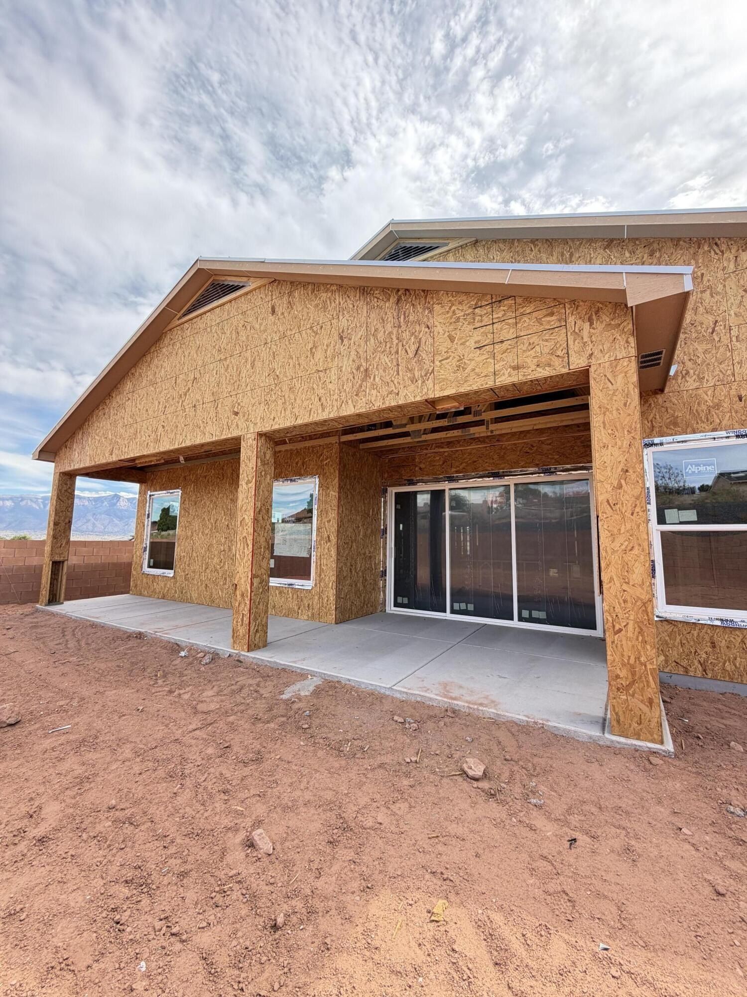 7300 Loire Drive Ne. Rio Rancho, NM 87144