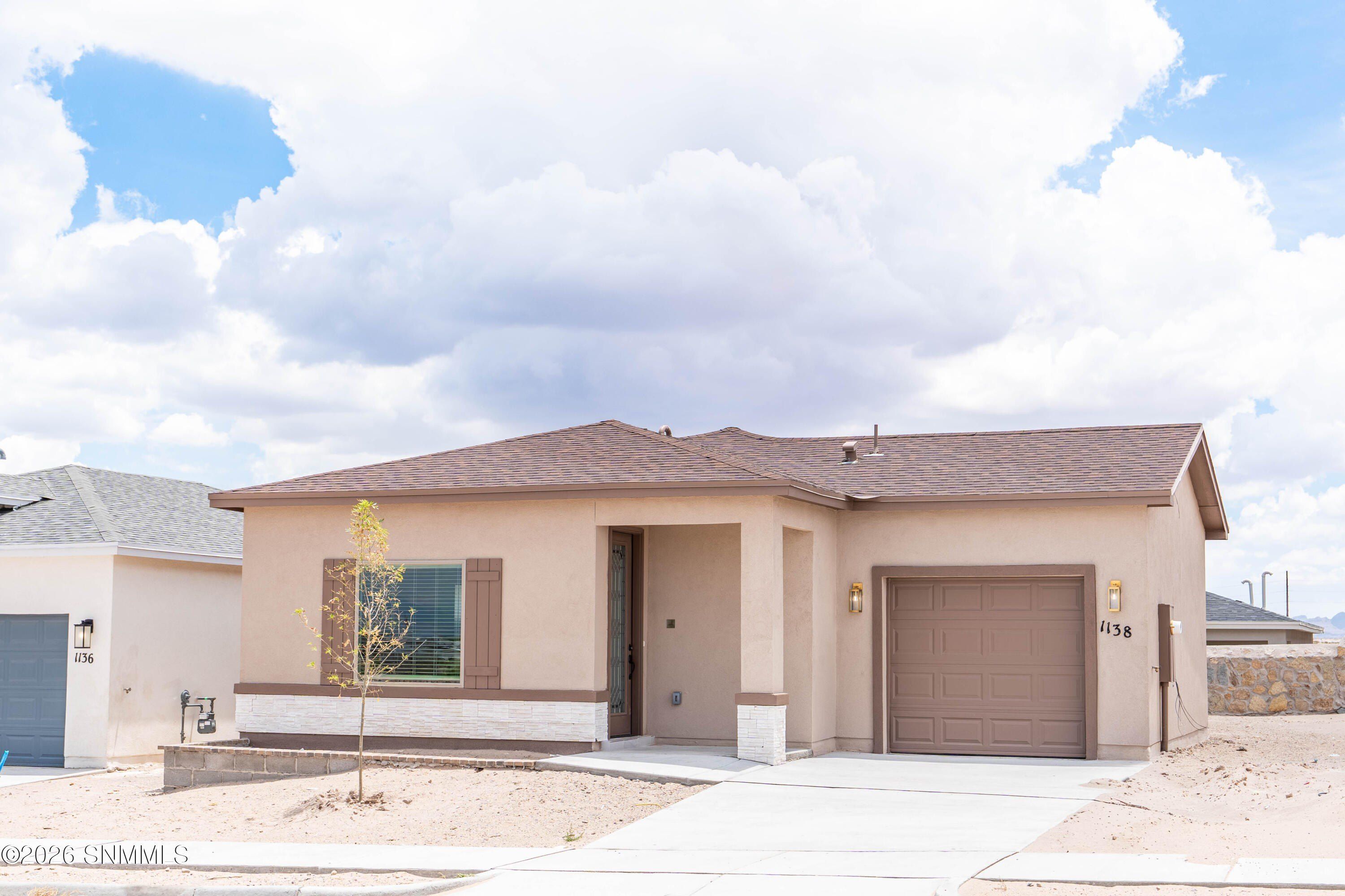 1138 Water Gardens Avenue. Santa Teresa, NM 88008