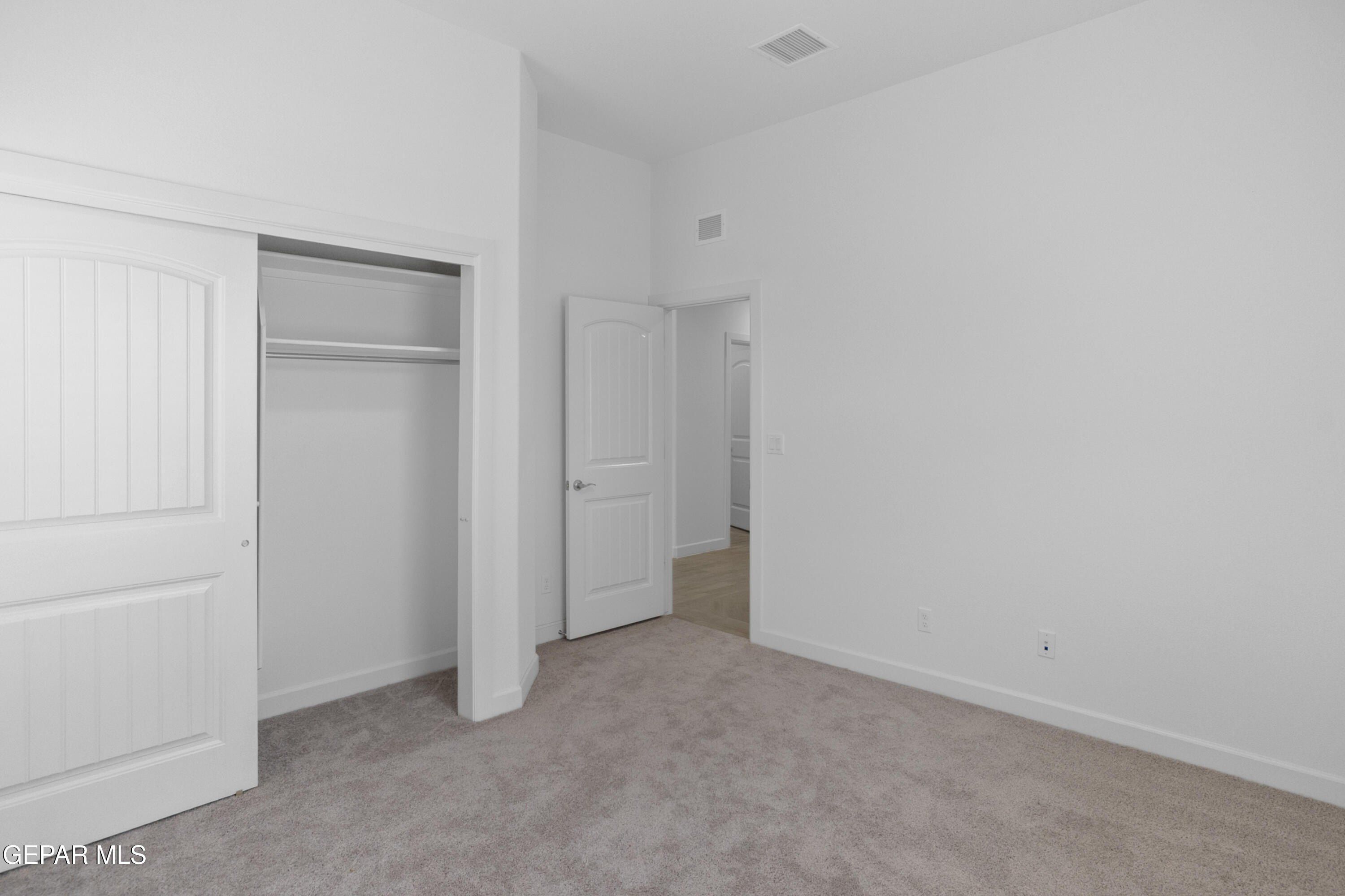 6017 Spring Ridge Drive. Santa Teresa, NM 88008
