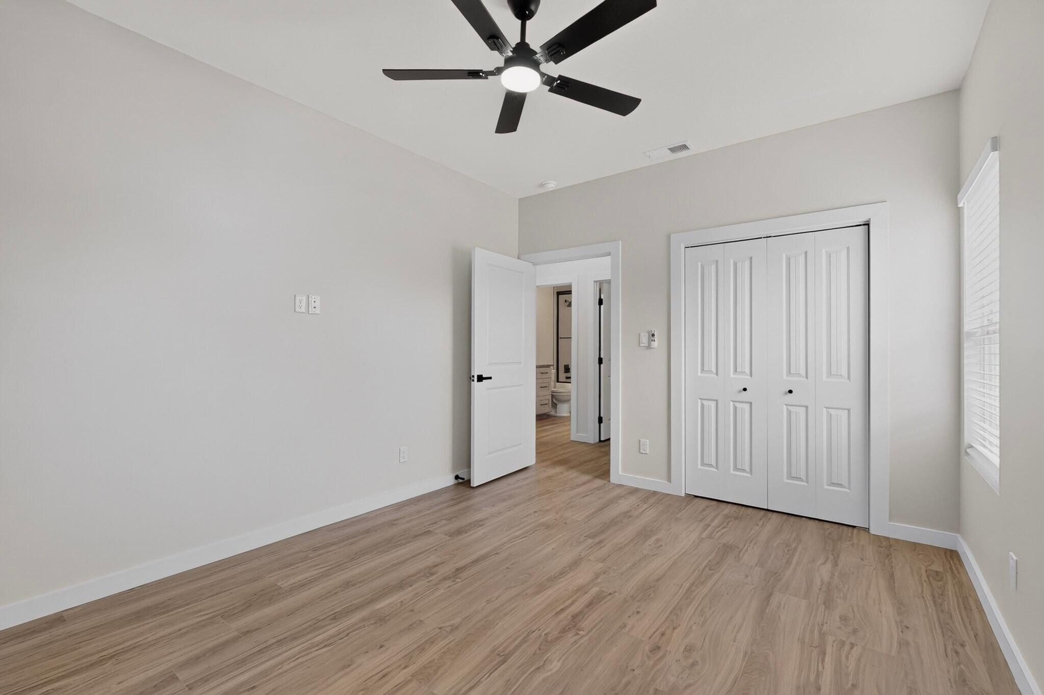 1510 John Street Se. Albuquerque, NM 87102