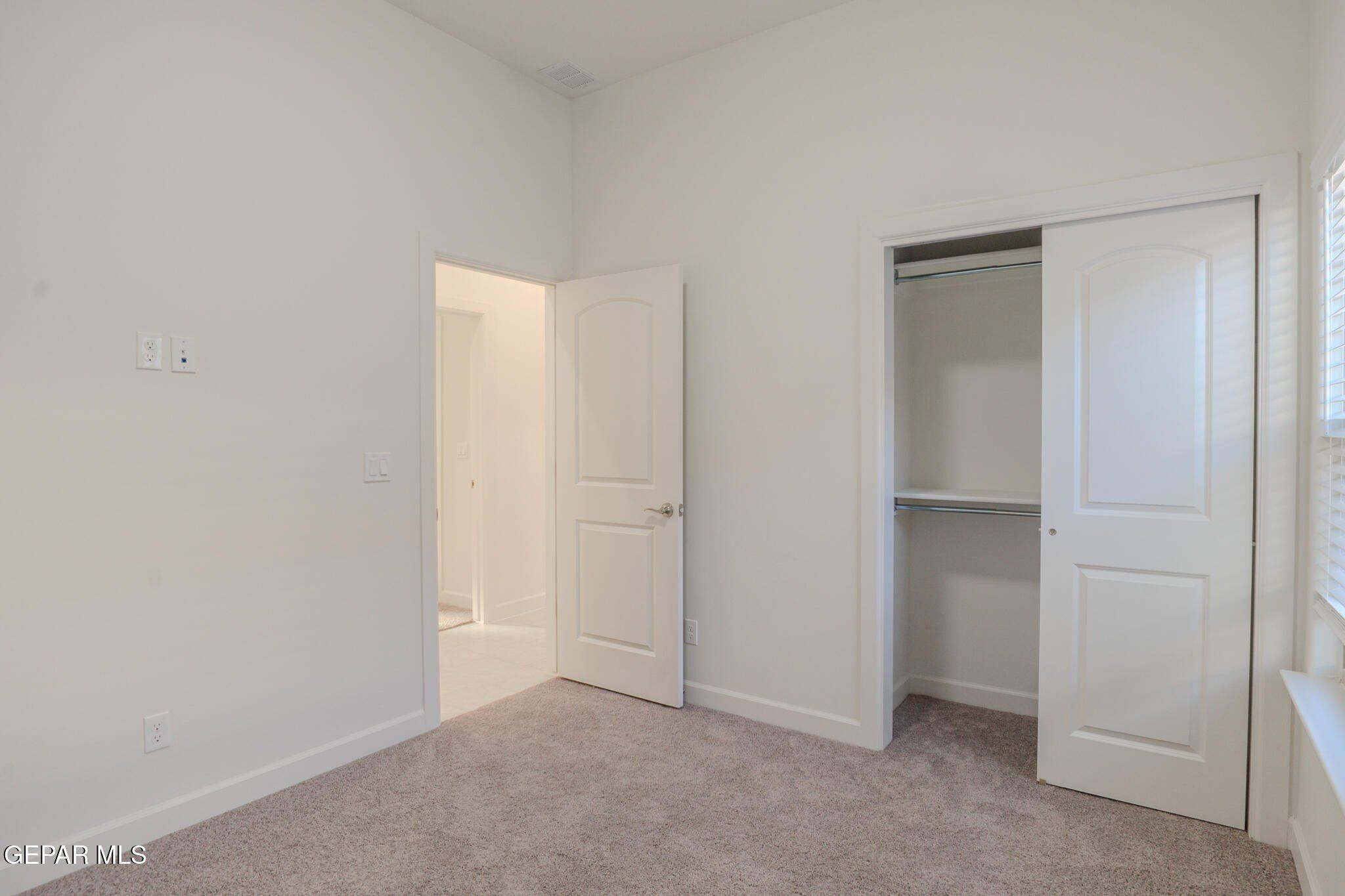 6019 Spring Ridge Drive. Santa Teresa, NM 88008