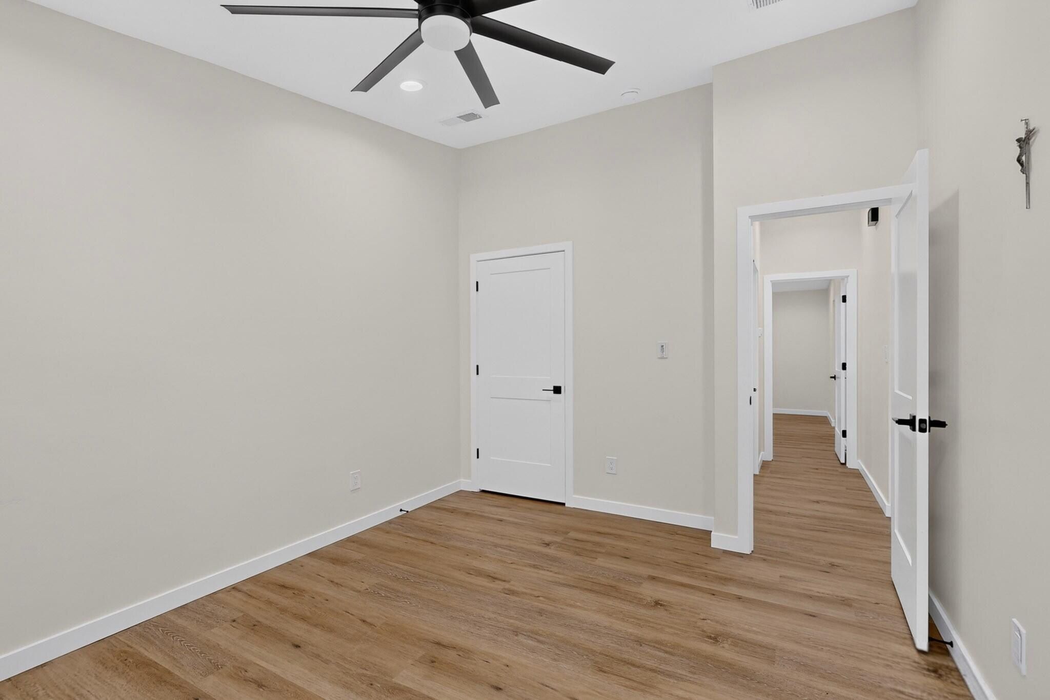 5103 San Luis Place Nw. Albuquerque, NM 87107