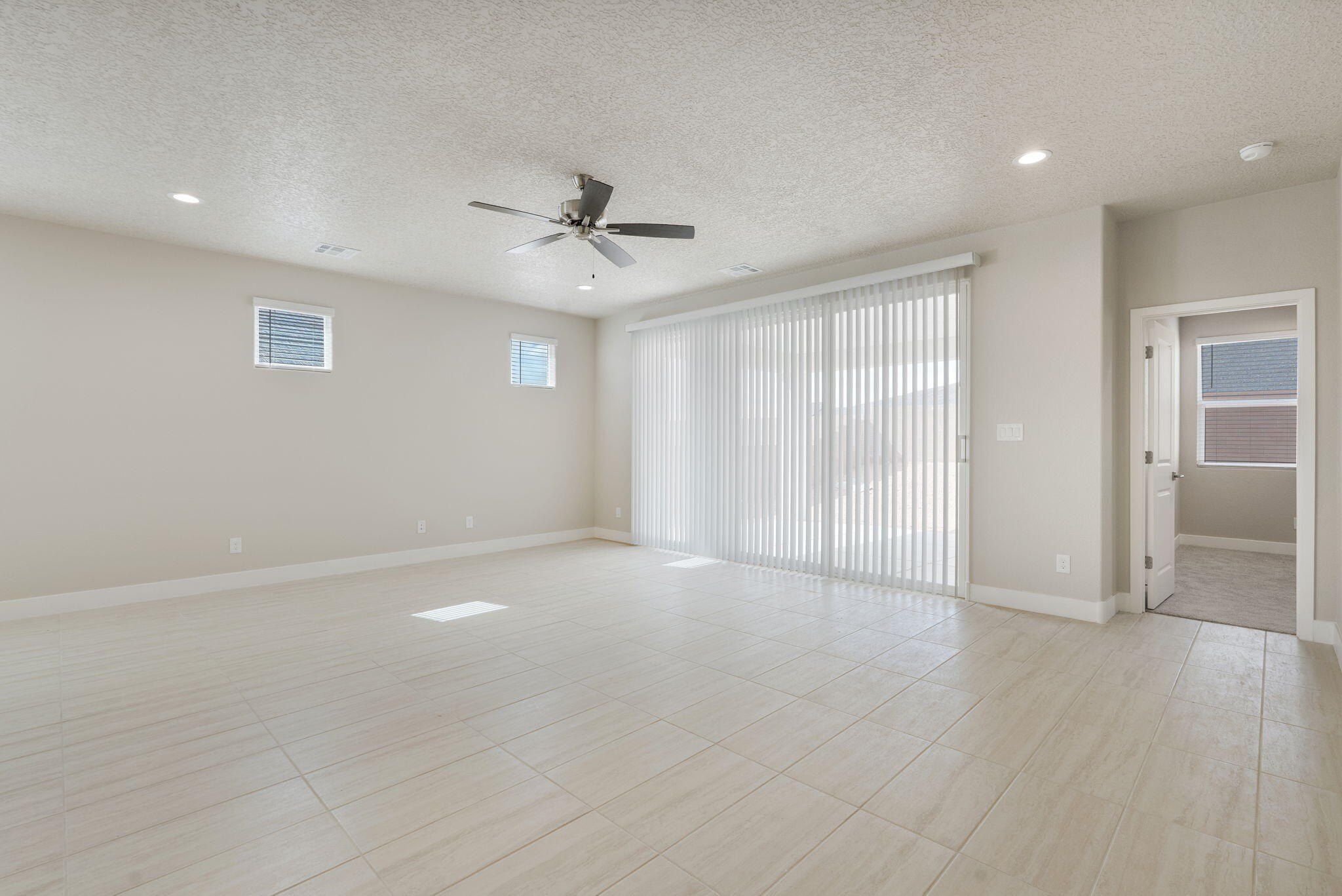 6945 Ava Road. Rio Rancho, NM 87144
