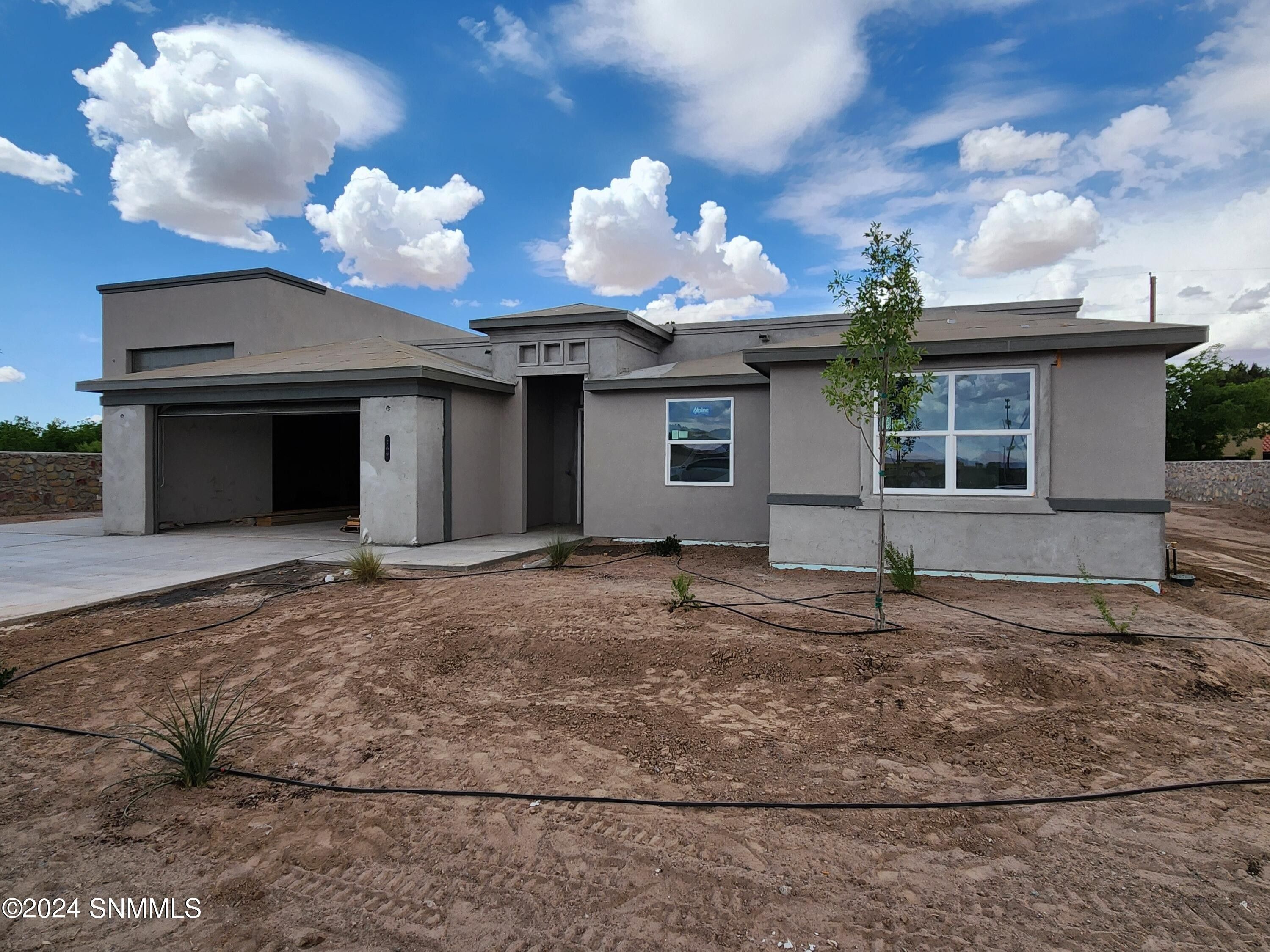 769 Basha Arc. Las Cruces, NM 88005