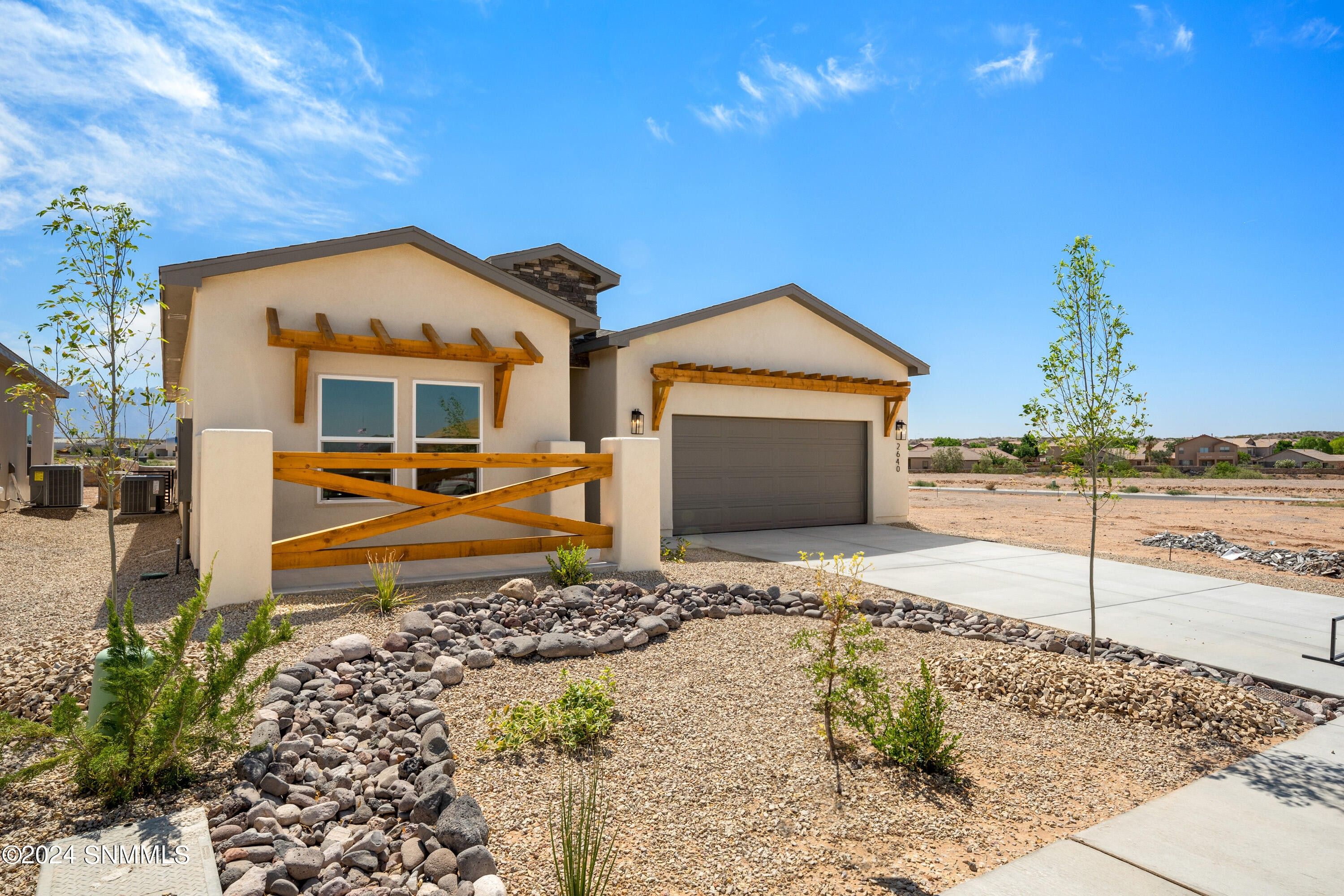 2640 Blue Heron Place. Las Cruces, NM 88001