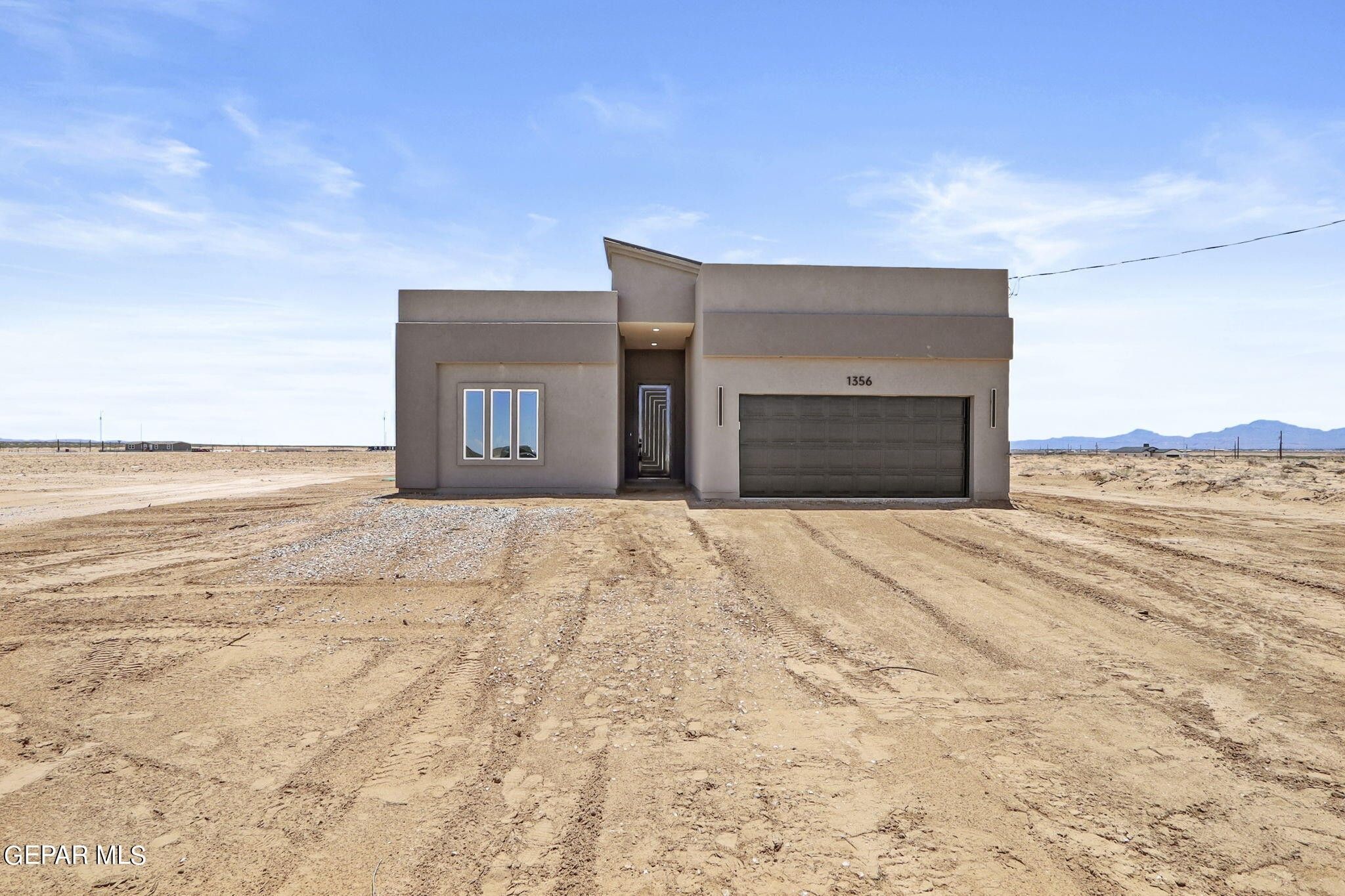 1356 Thar Desert Drive. Chaparral, NM 88081