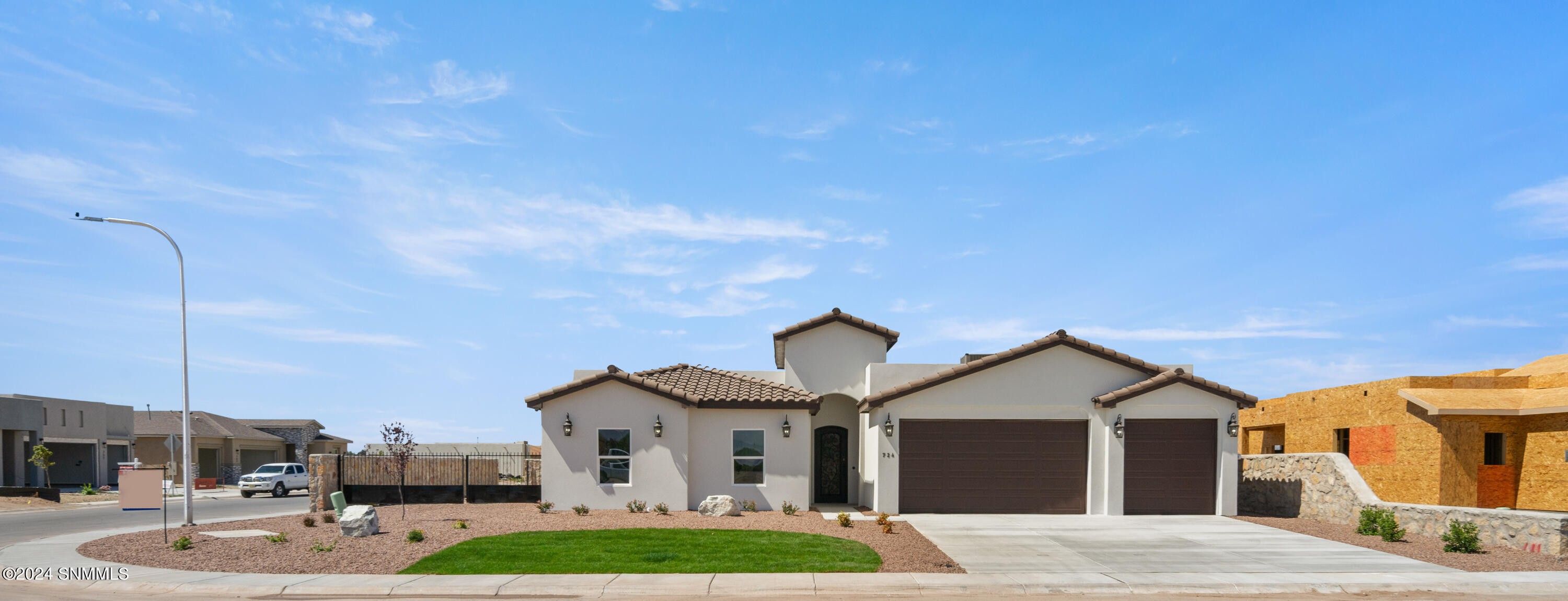 724 Basha Arc. Las Cruces, NM 88005