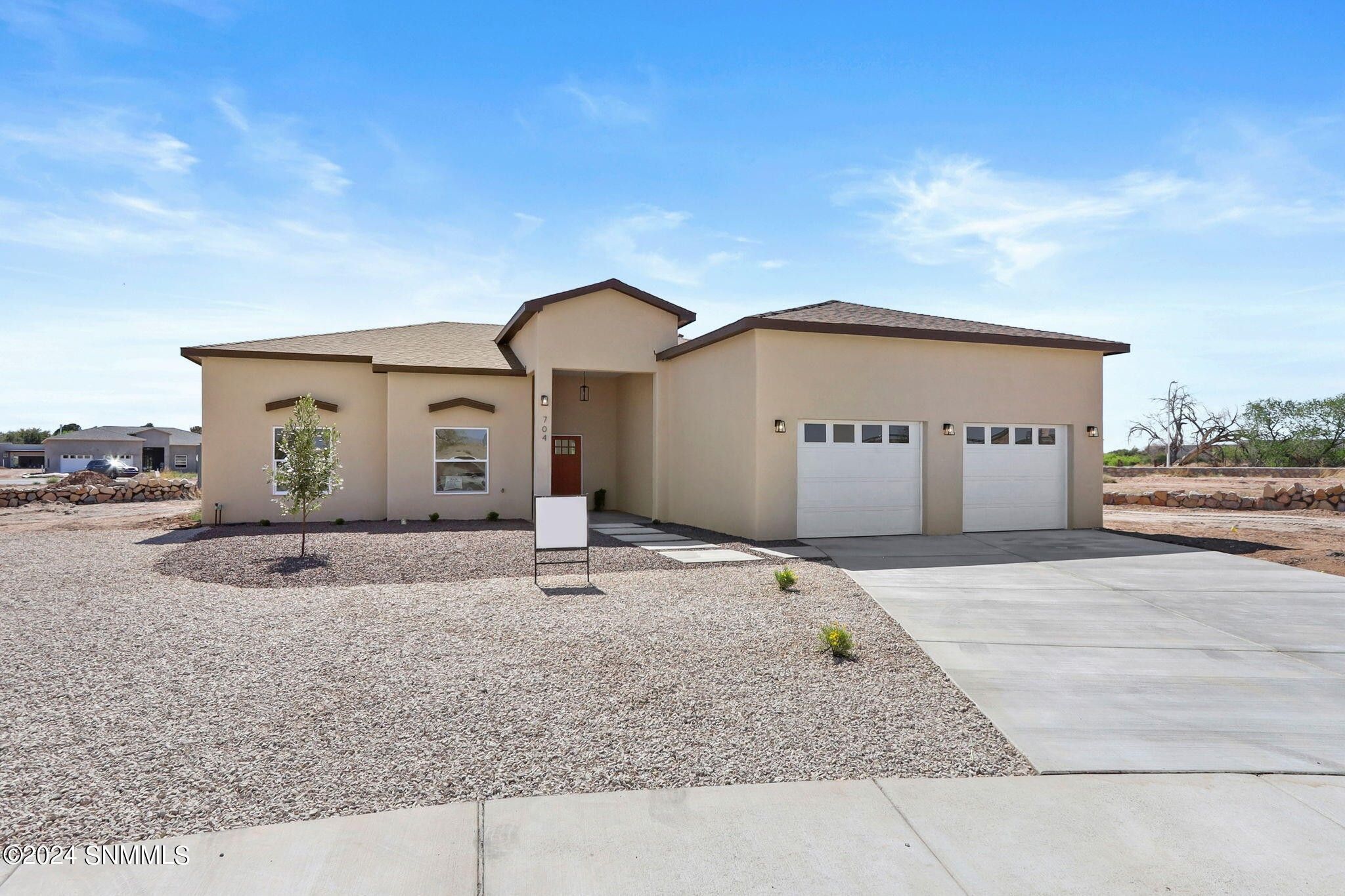 704 Basha Arc. Las Cruces, NM 88005