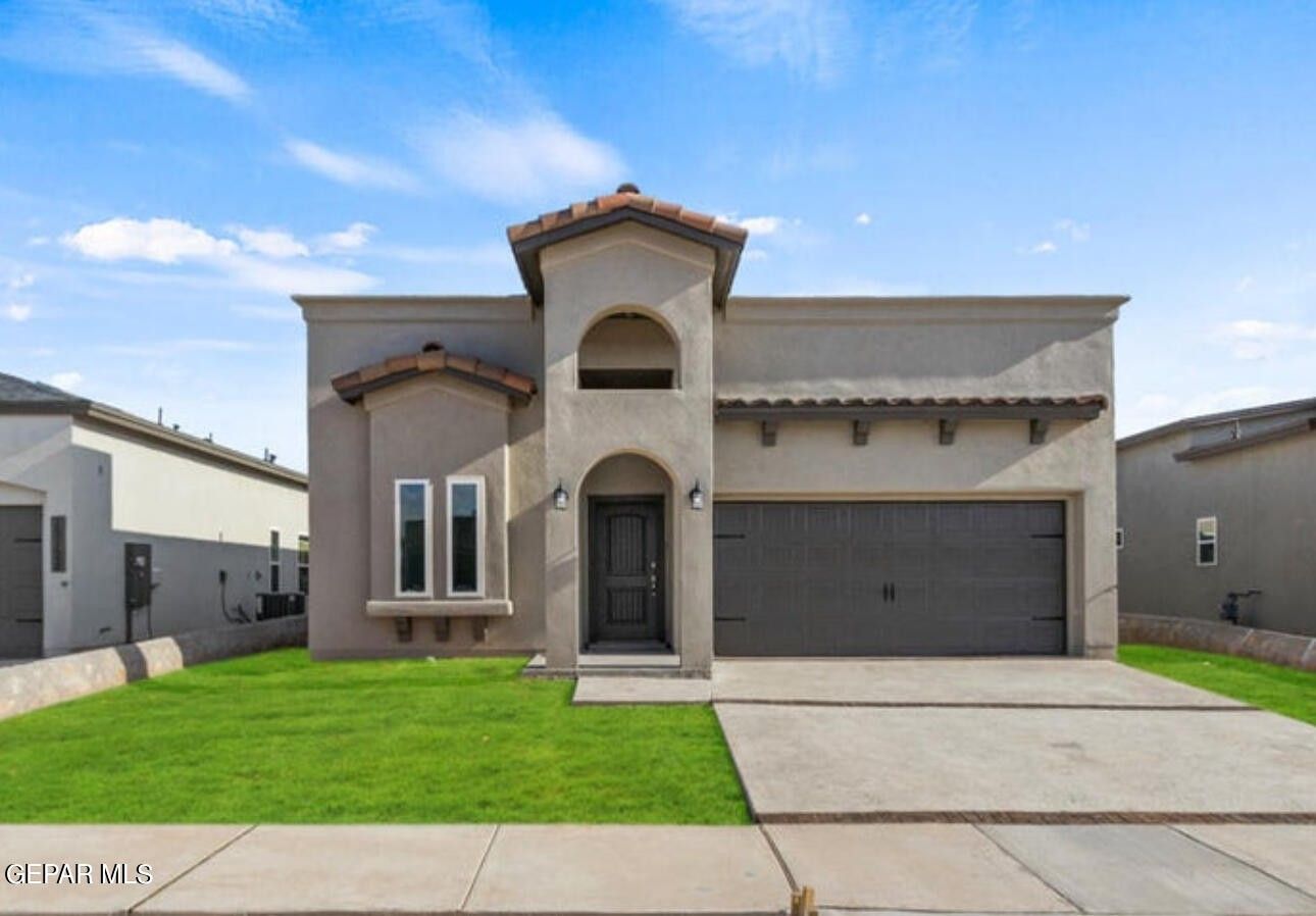 116 Loma Prada Street. Sunland Park, NM 88063