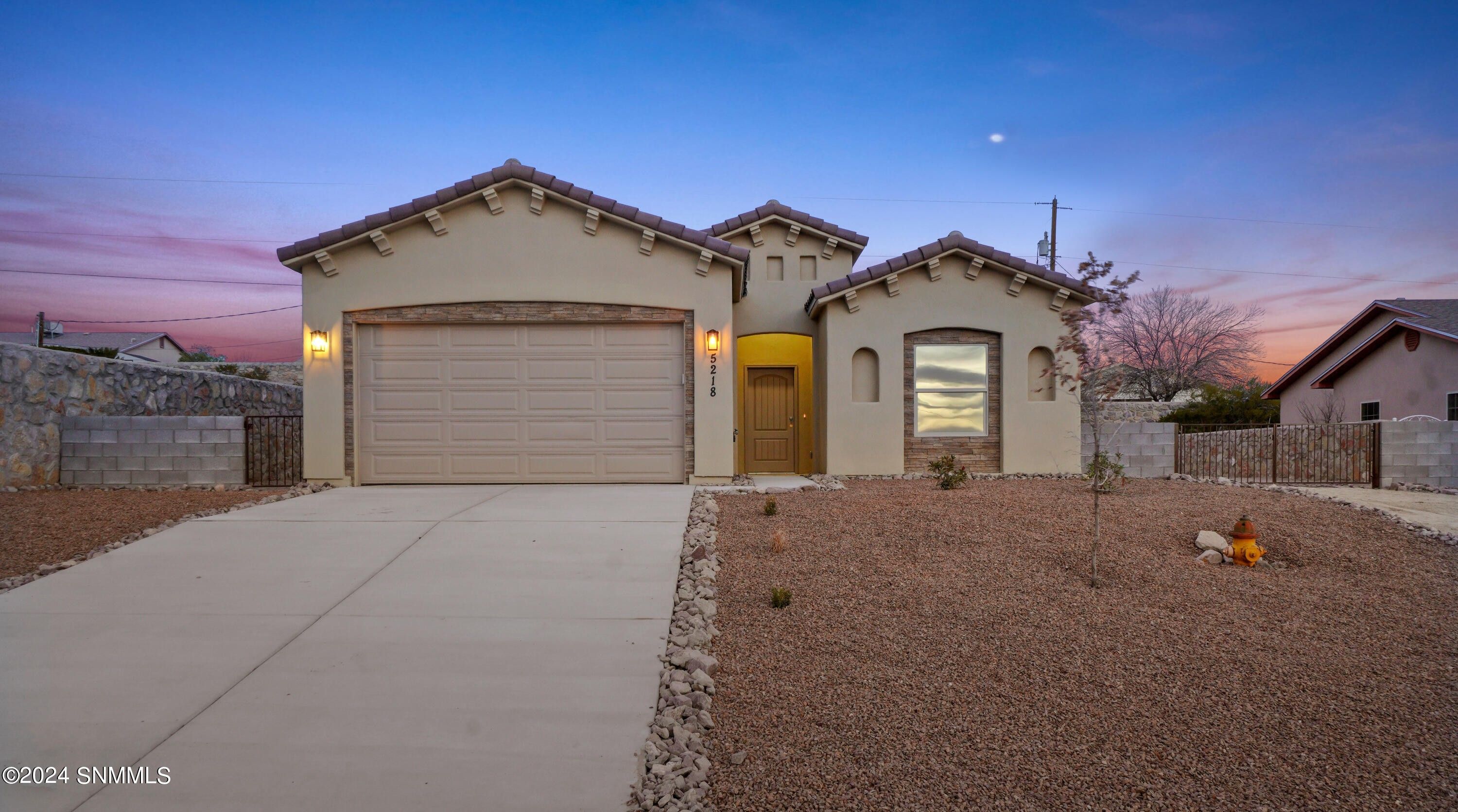 5218 Sioux Trail. Las Cruces, NM 88012