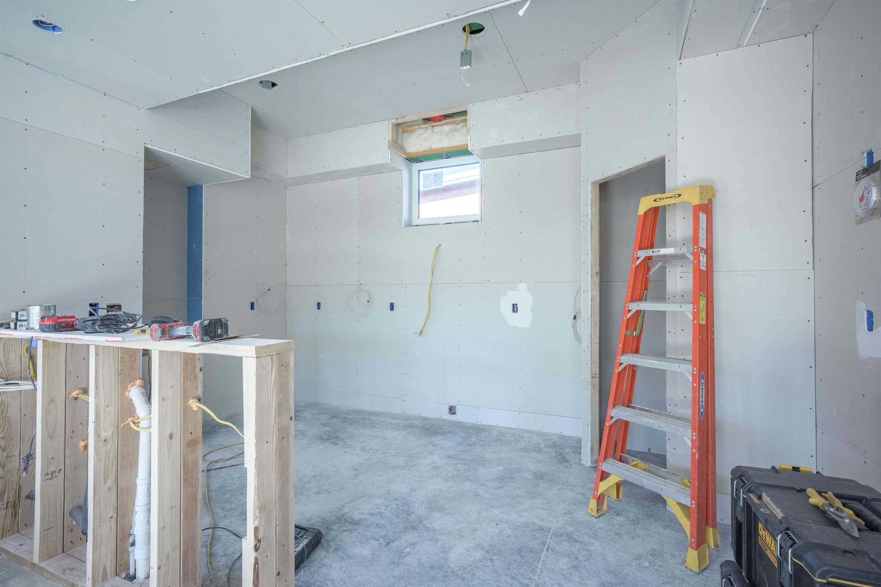 419 Valverde Commons Drive. Taos, NM 87571