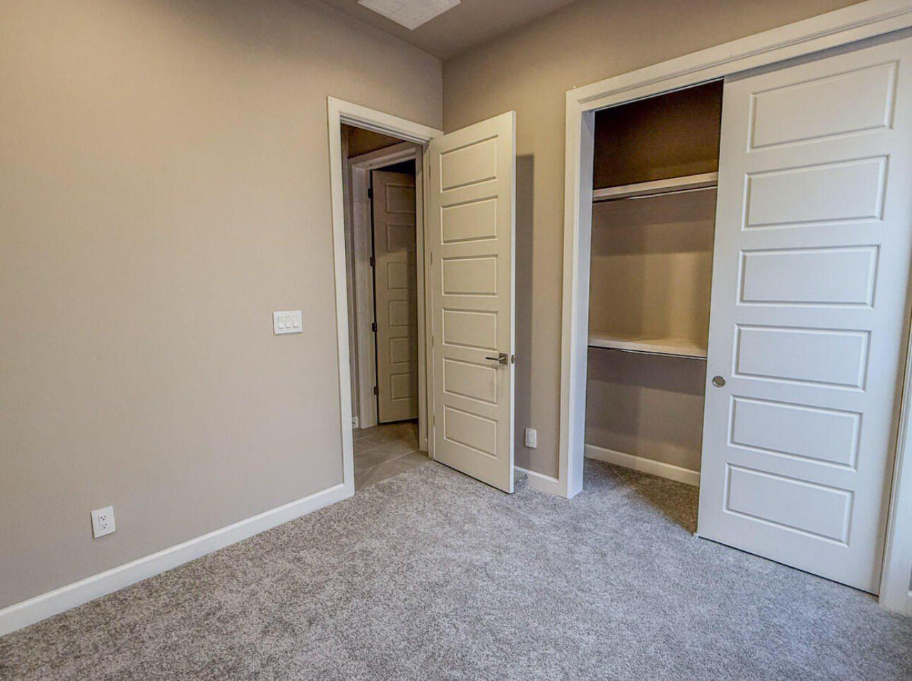 1718 Tesoro Loop Nw. Los Lunas, NM 87031