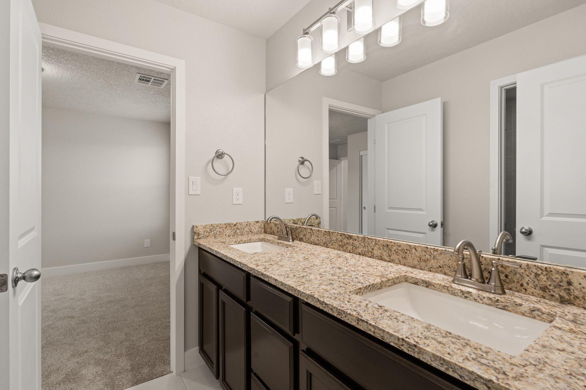 4022 Silver Springs Road Ne. Rio Rancho, NM 87144