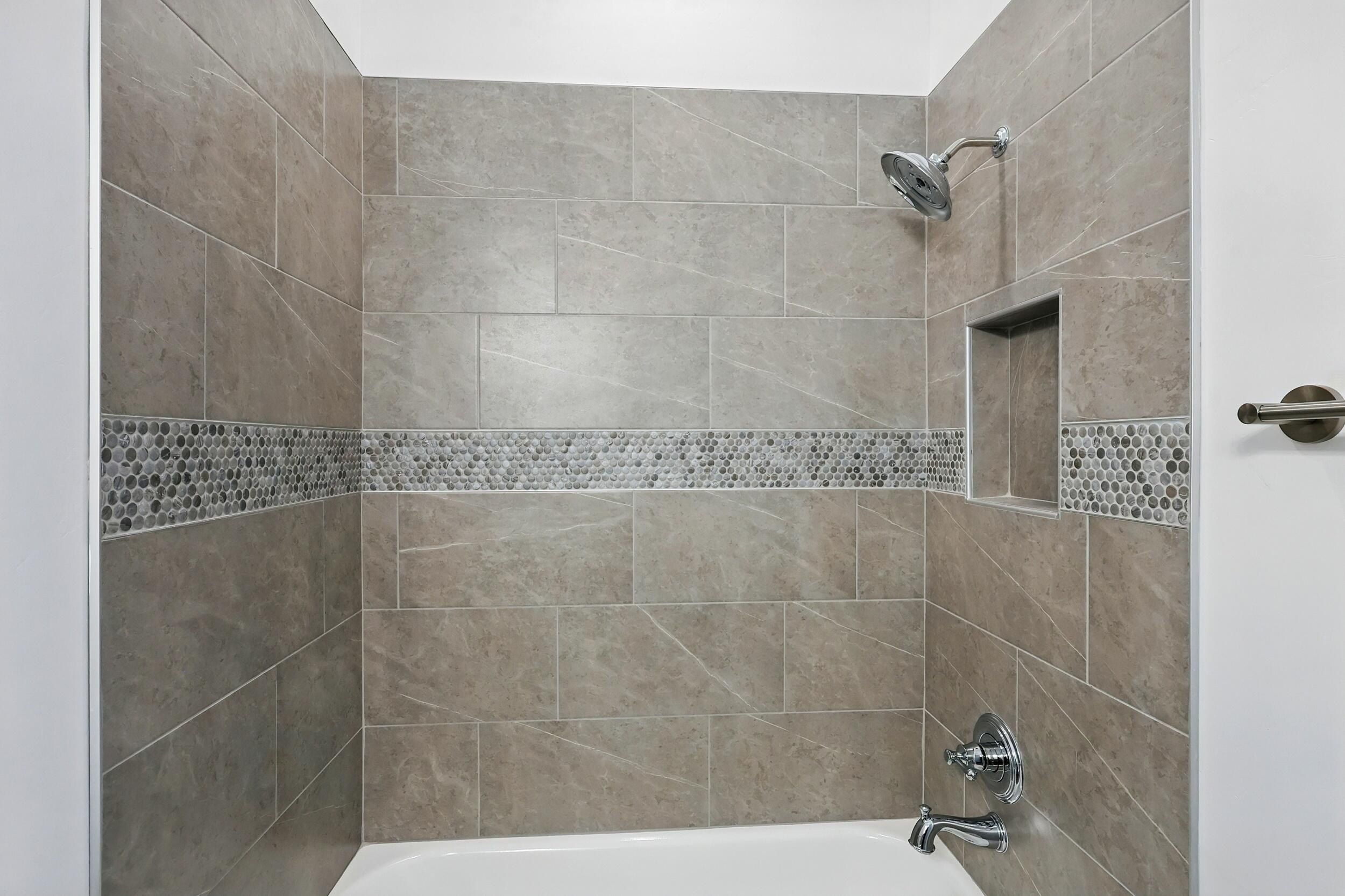 1670 Tesoro Loop Nw. Los Lunas, NM 87031